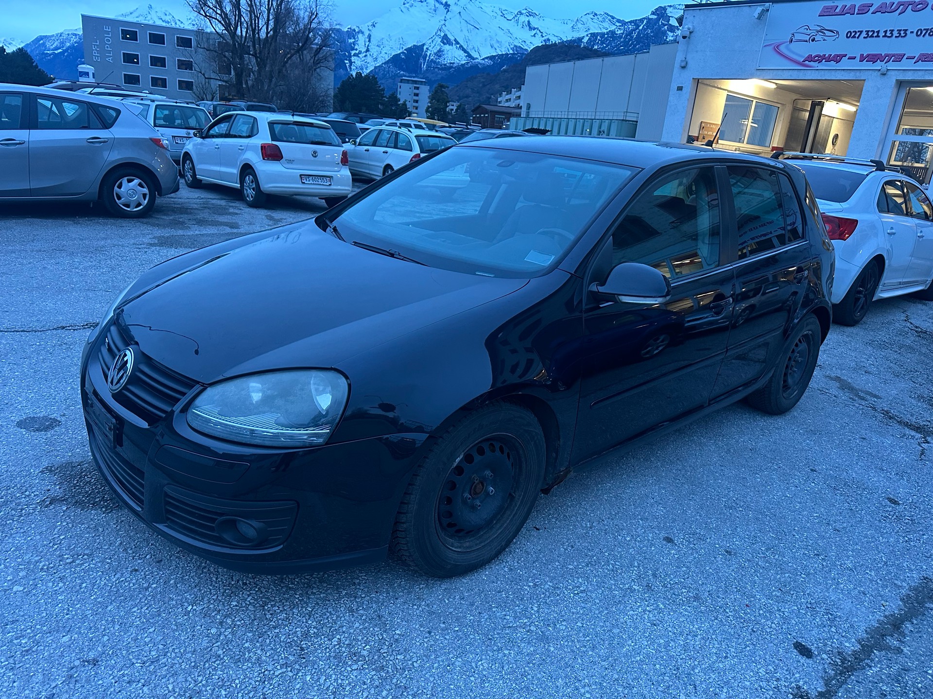 VW Golf 2.0 FSI Sportline 4Motion-image-0