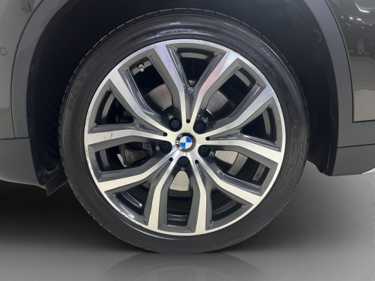 BMW X1 xDrive 25d xLine-image-7