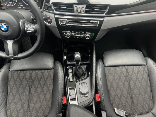 BMW X1 xDrive 25d xLine-image-11