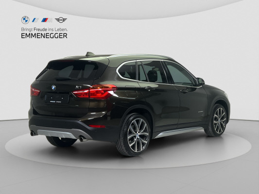 BMW X1 xDrive 25d xLine-image-4