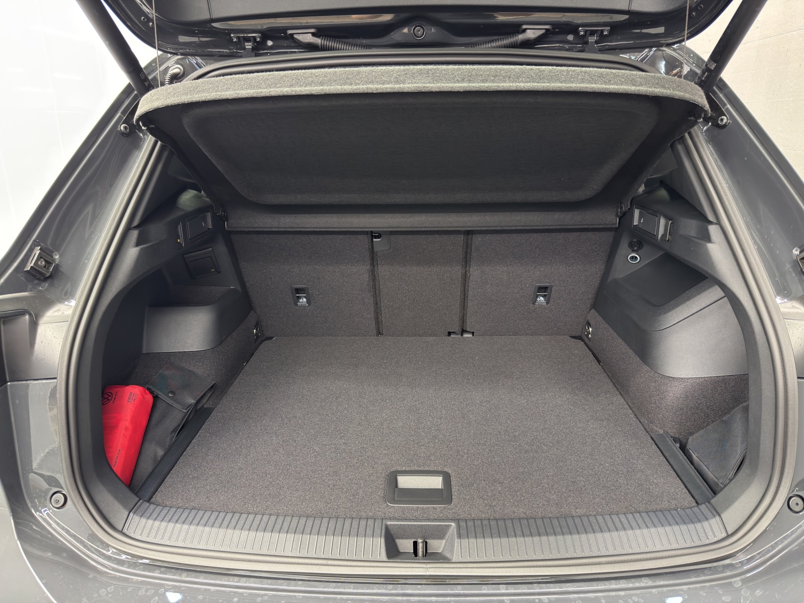 VW Tiguan 2.0 TDI SCR R-Line United DSG 4motion-image-10