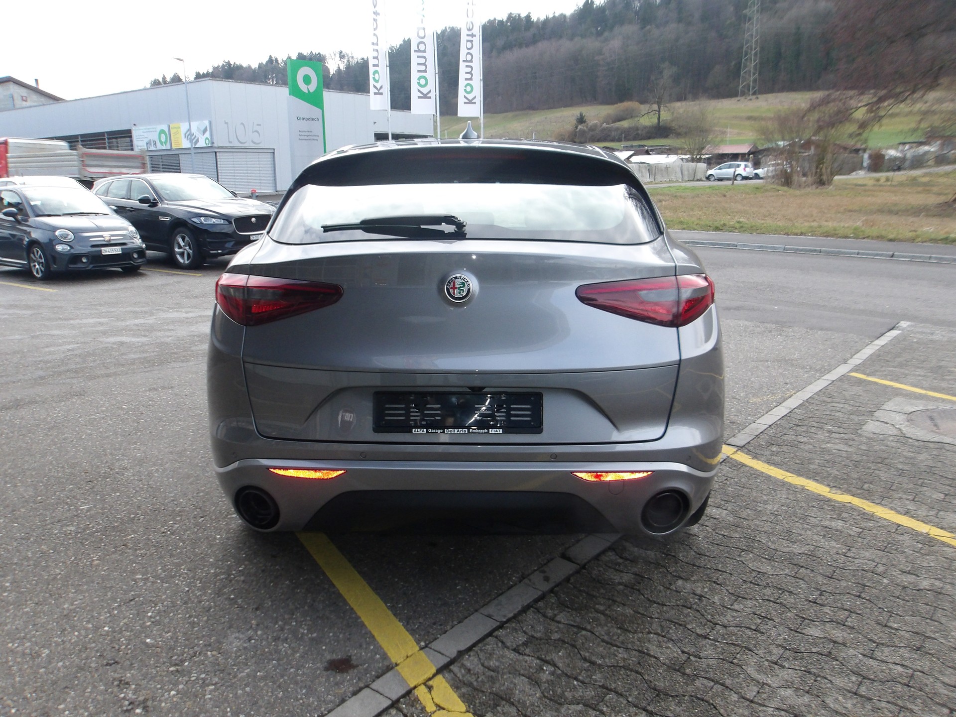 ALFA ROMEO Stelvio 2.0 Super Q4 Automatic-image-3