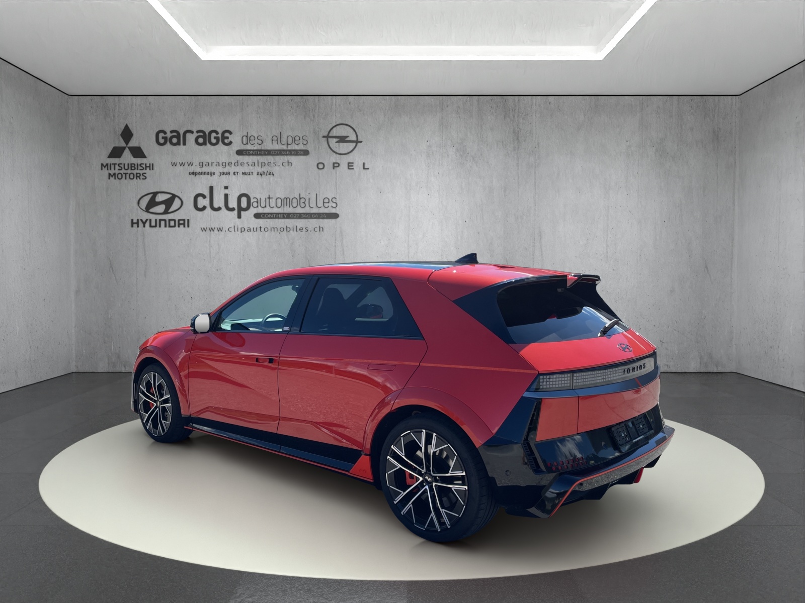 HYUNDAI Ioniq 5 N Electric 4WD-showroom-element-3
