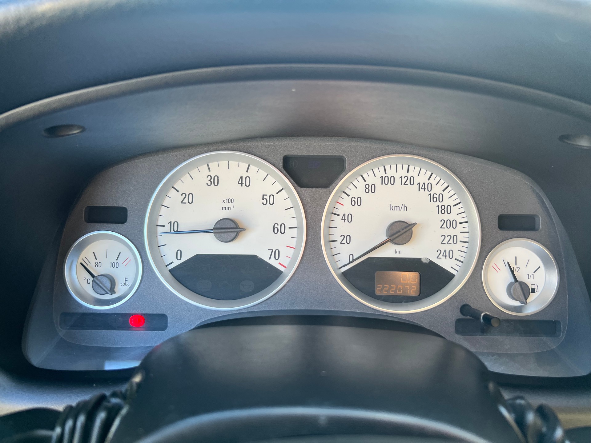 OPEL Astra Cabriolet 1.8i 16V-image-9
