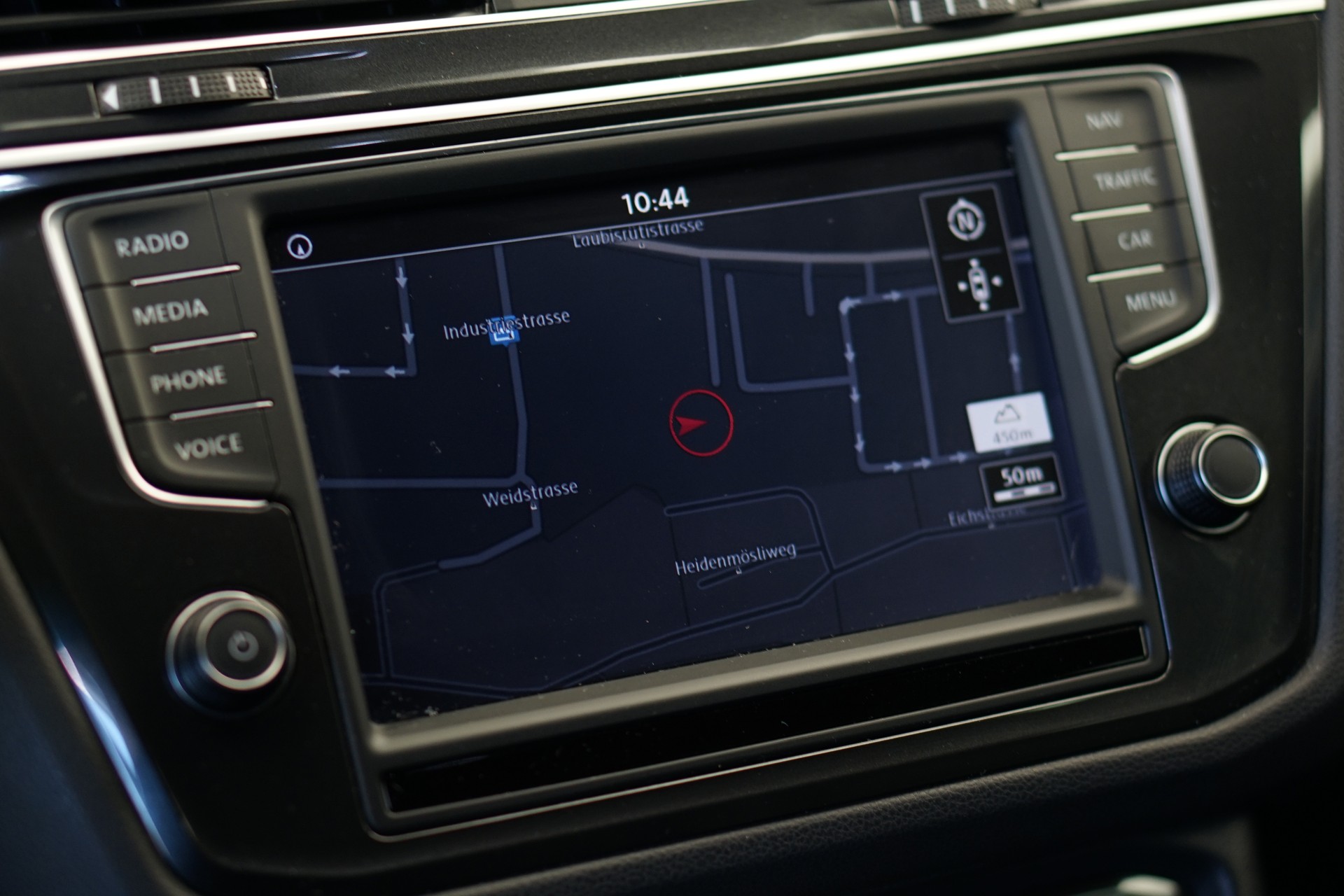 VW Tiguan 2.0TSI Highline R-Line 4Motion DSG *CH-Fahrzeug* *AHK*-image-18