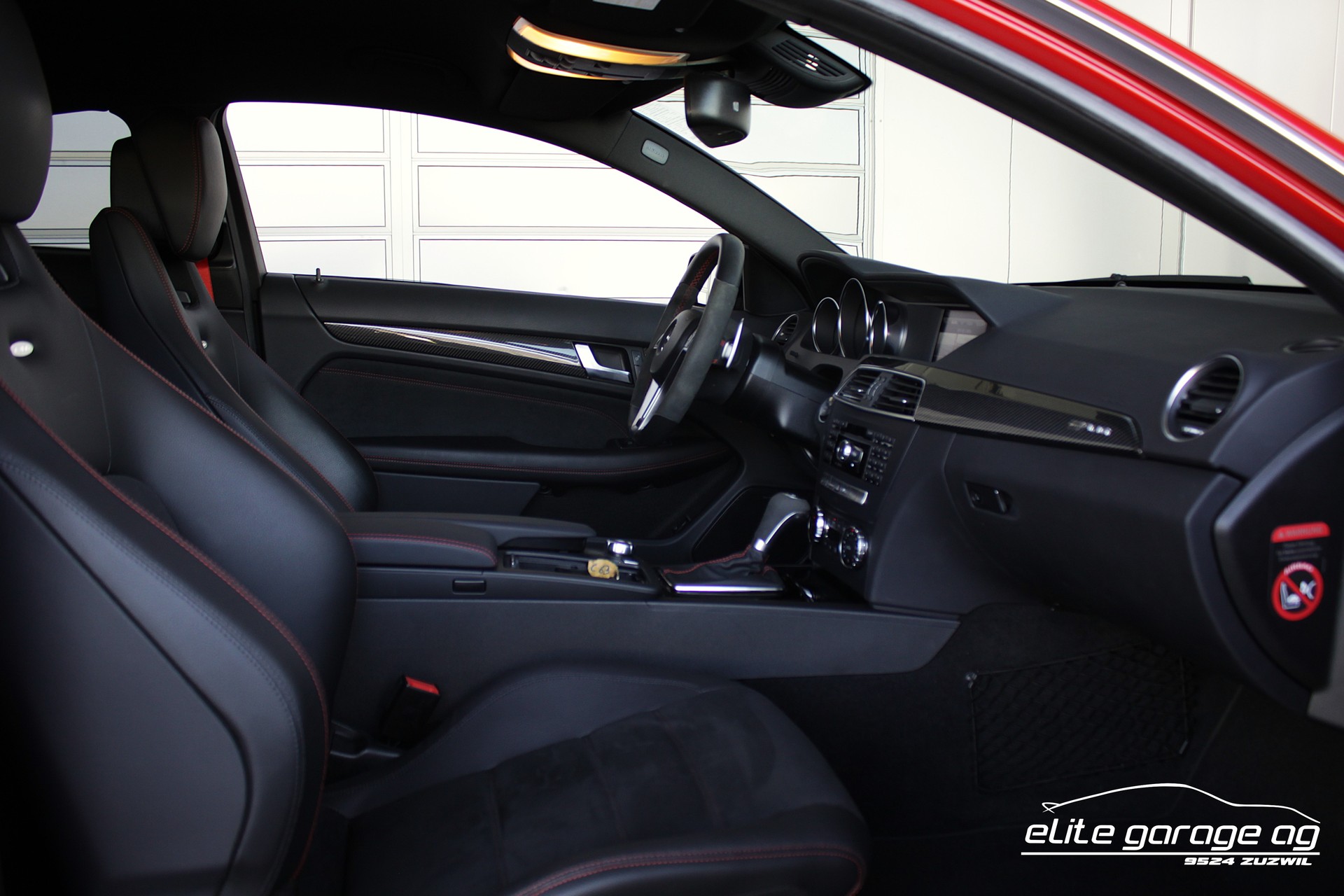 MERCEDES-BENZ C 63 Coupé AMG Black Series-image-15
