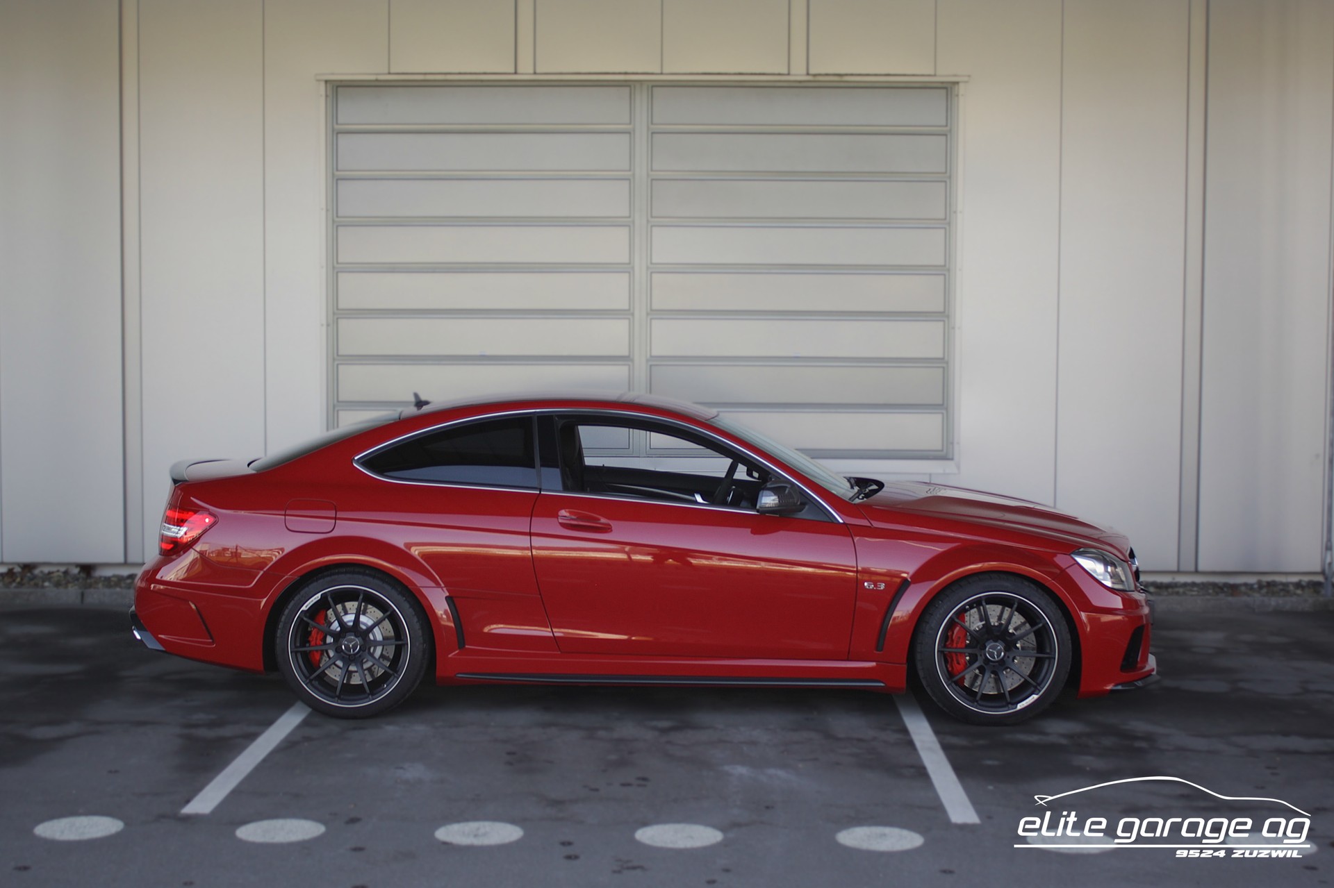 MERCEDES-BENZ C 63 Coupé AMG Black Series-image-5