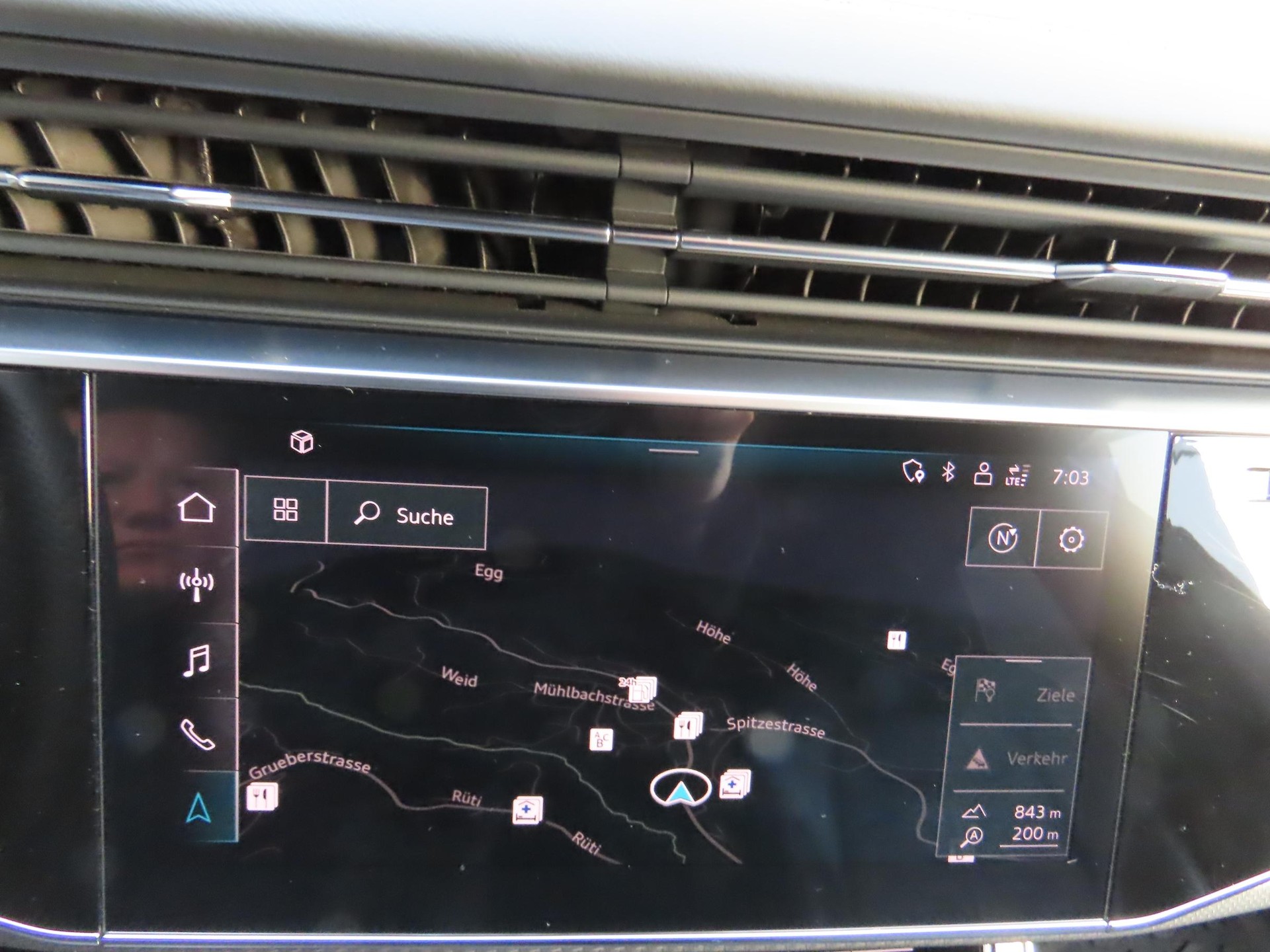 AUDI RS Q8 4.0 V8 TFSI quattro T-Tronic-image-17