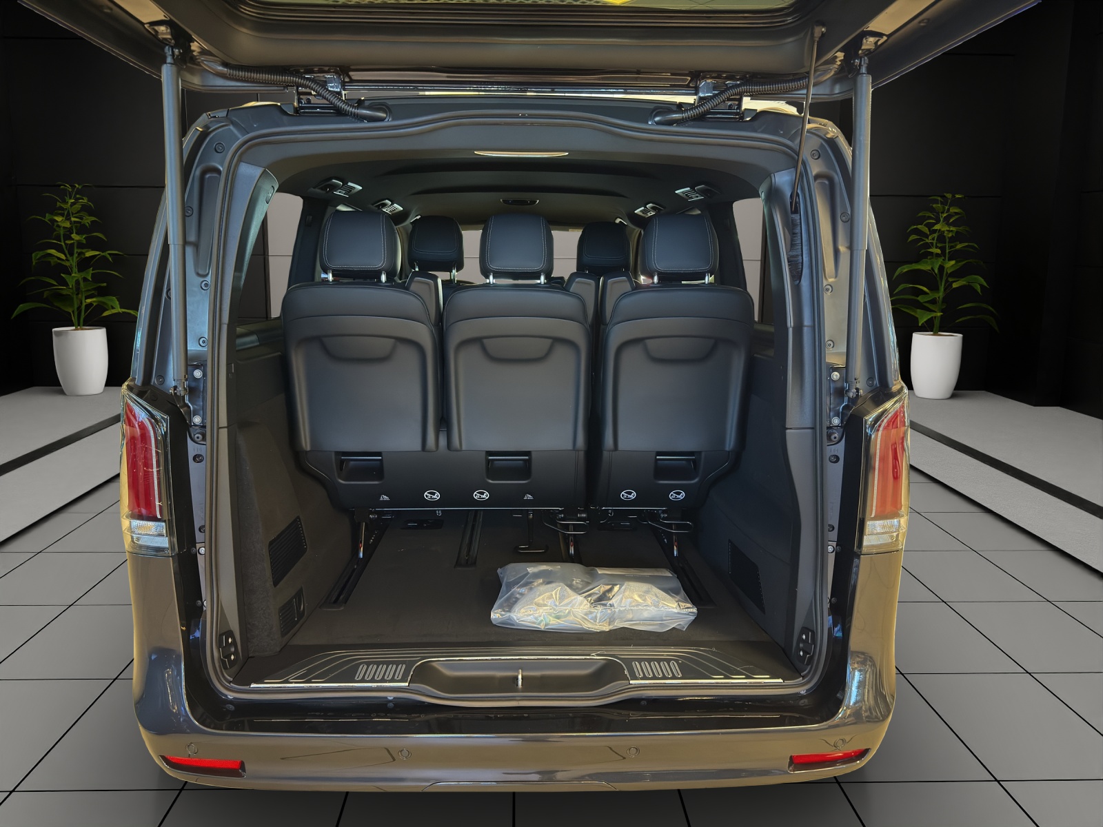 Image MERCEDES-BENZ V-300 V 300 d lang Exclusive 4Matic 9G-Tronic