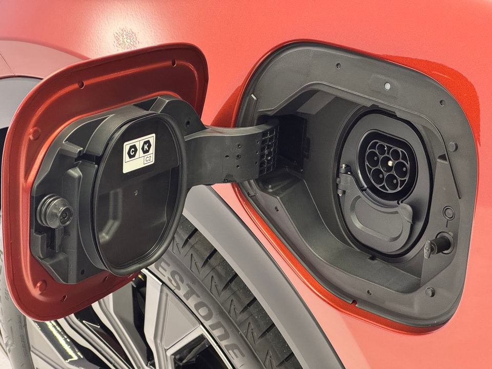 C-HR+ Electric 77 kWh Premium AWD 22 kW OBC