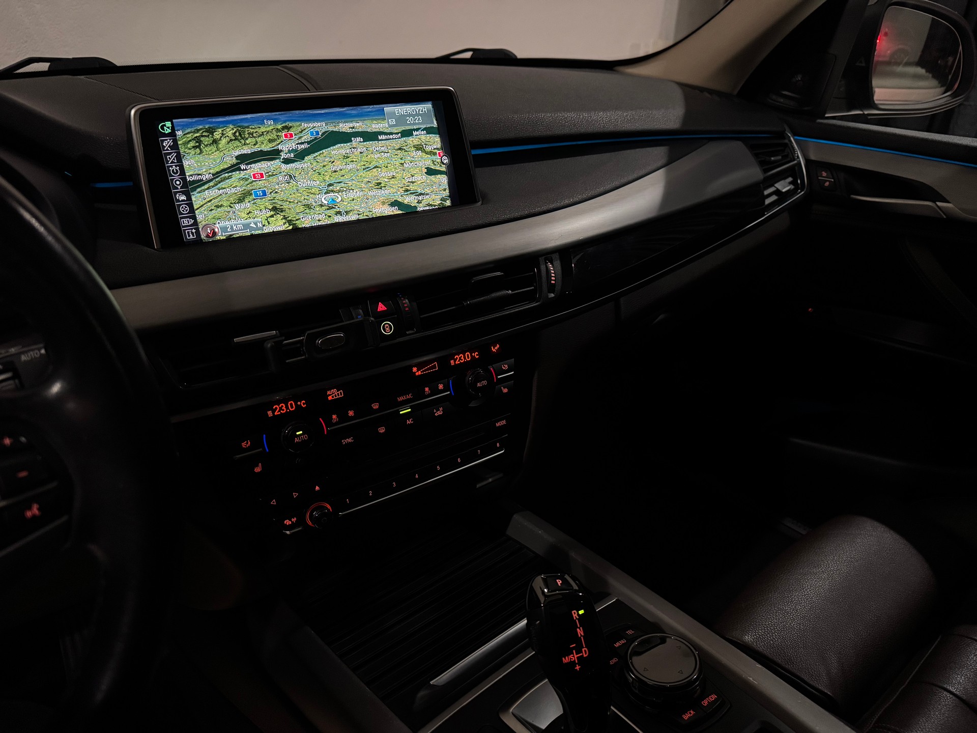 BMW X5 xDrive 30d Steptronic | AHK 3500Kg |-image-20