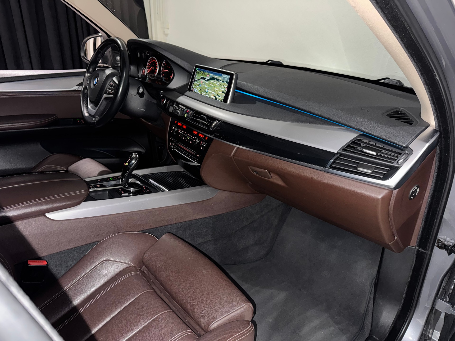 BMW X5 xDrive 30d Steptronic | AHK 3500Kg |-image-11