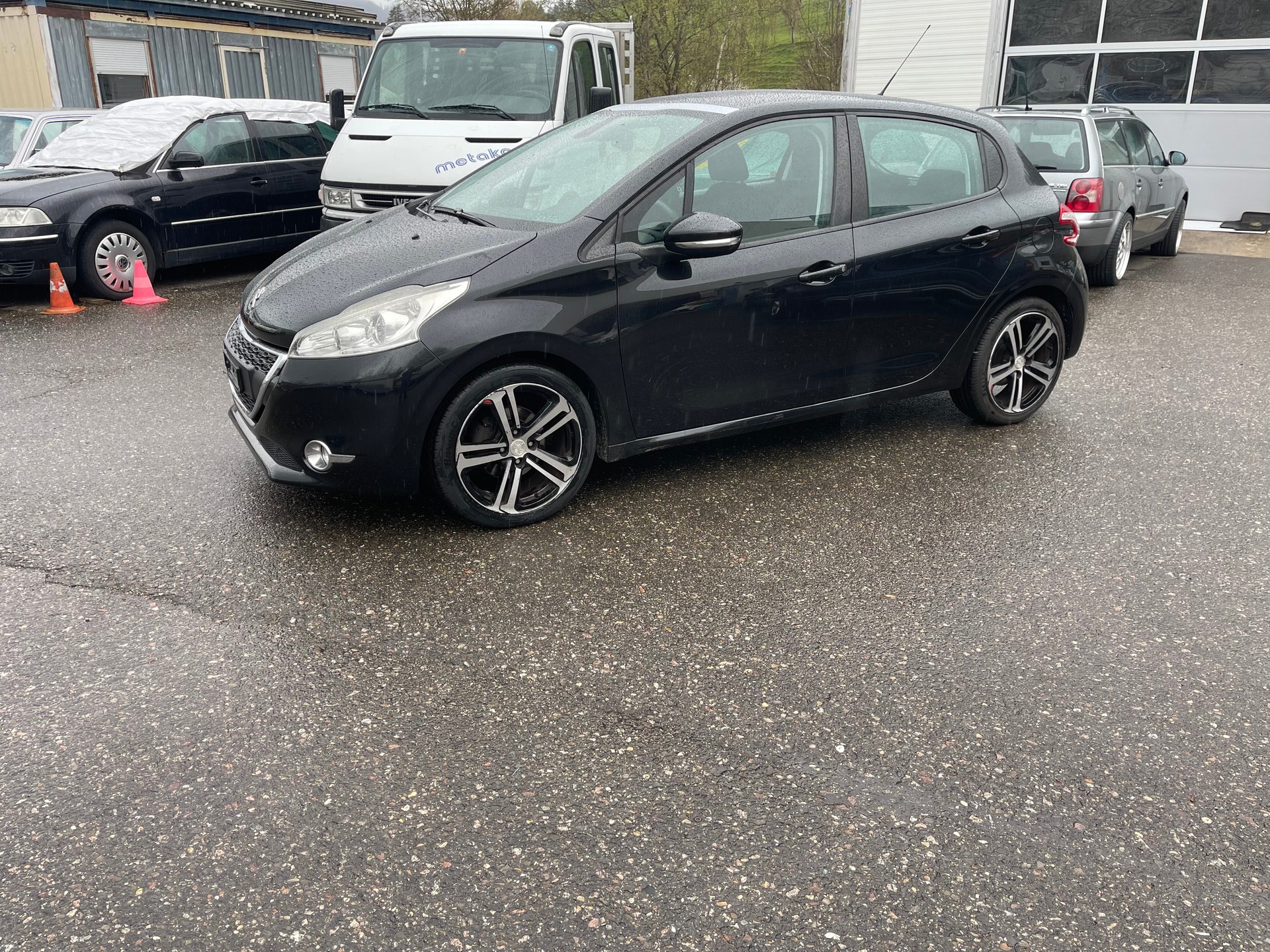 PEUGEOT 208 1.4 VTI Active Frisch ab Mfk-Kontrolle
