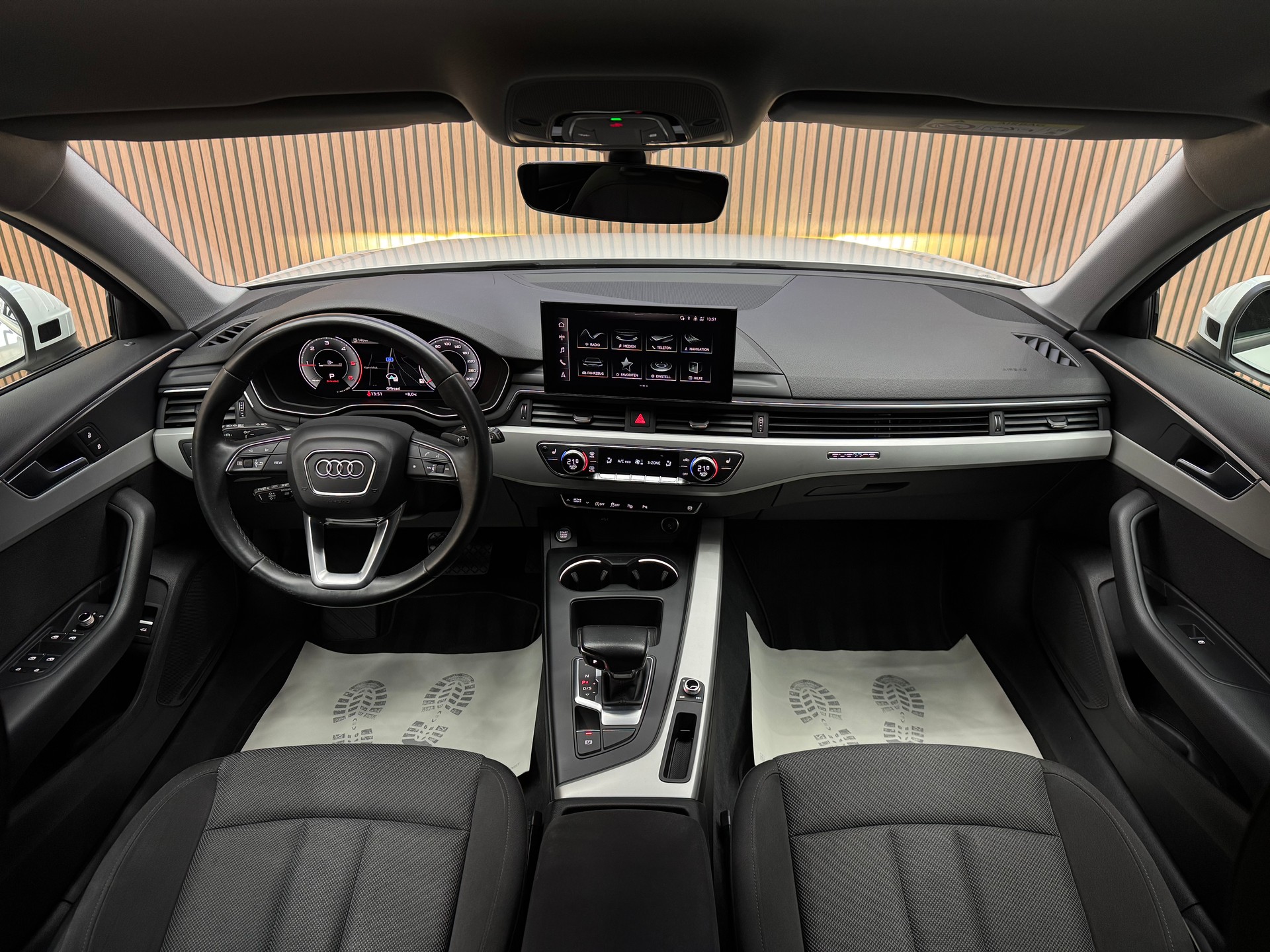 AUDI A4 Avant 2.0 40 TDI Advanced quattro S-Tronic *ab CHF 249.-/ Monat*-image-13