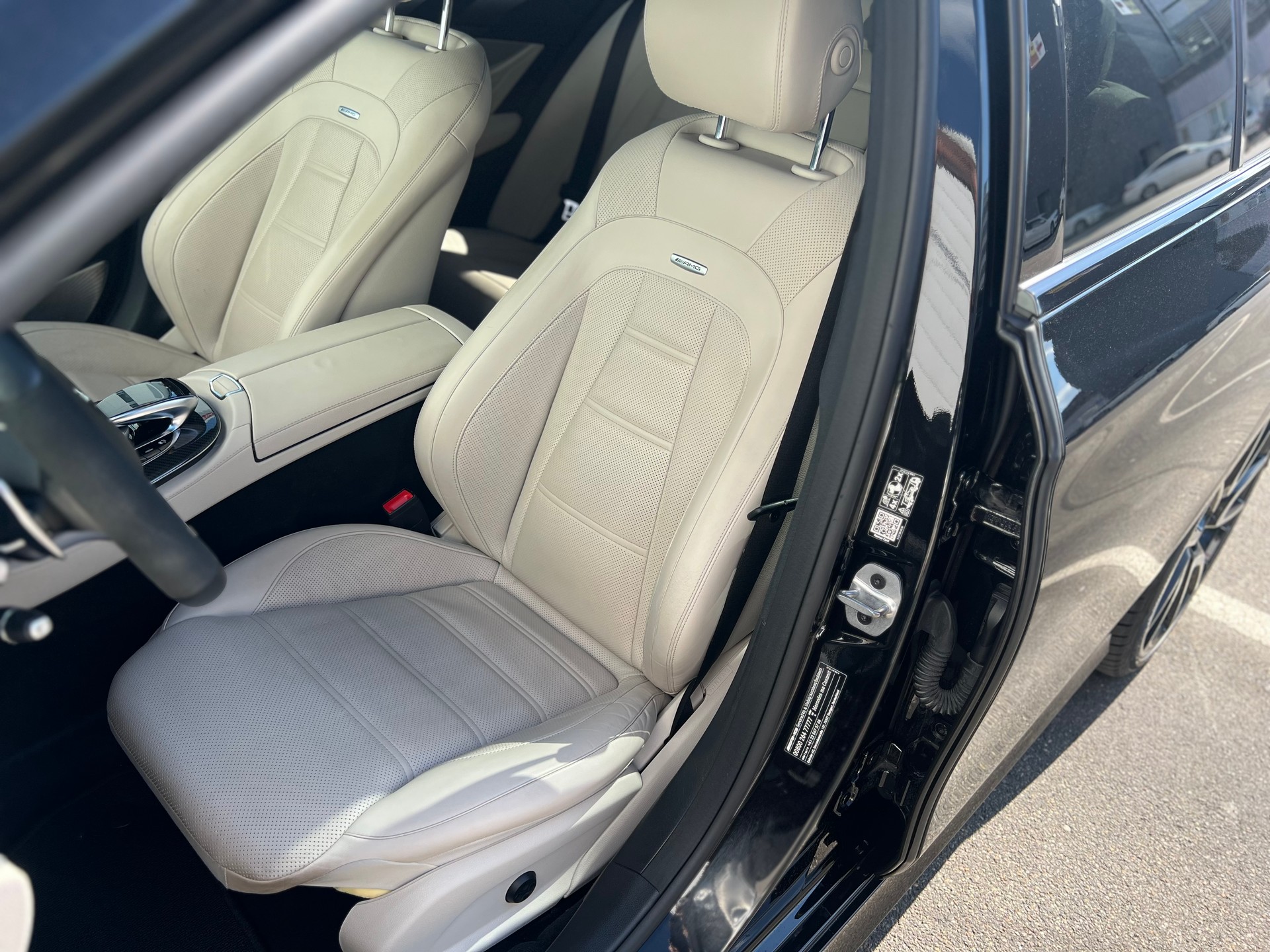 MERCEDES-BENZ E 43 AMG 4Matic 9G-Tronic-image-6