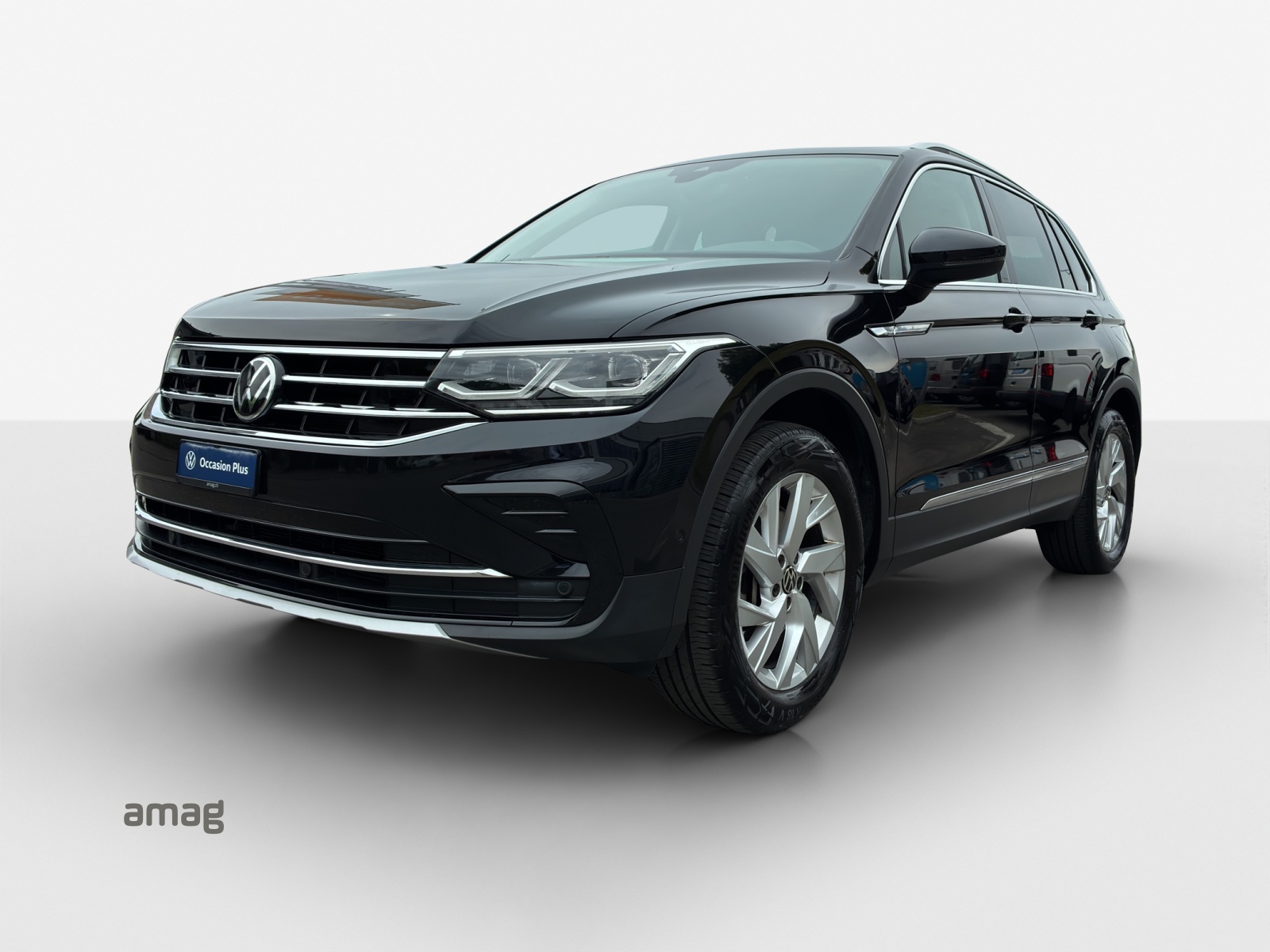 VW Tiguan 2.0 TDI SCR Elegance 4Motion DSG-image-0