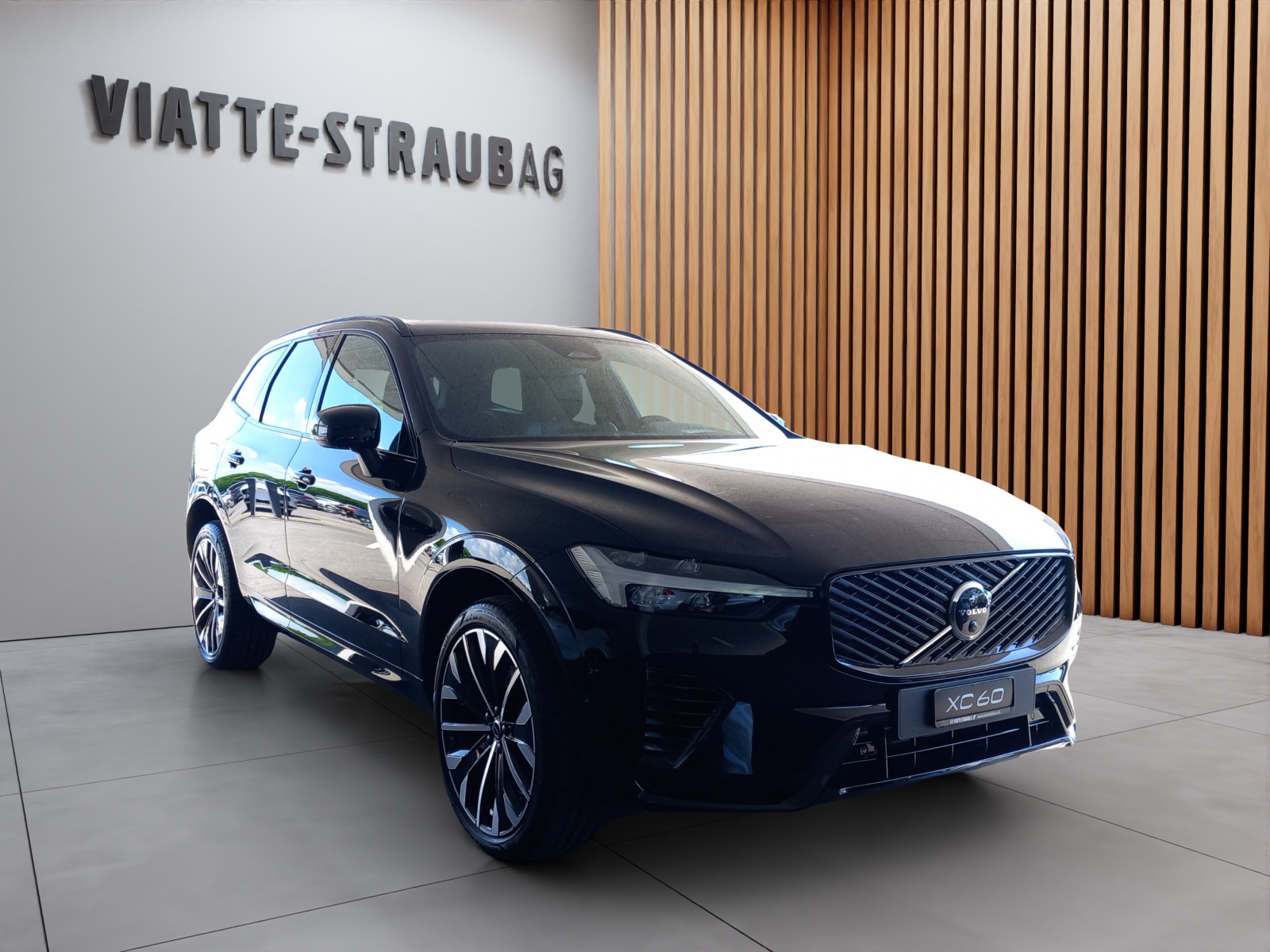 VOLVO XC60 2.0 T6 TE Ultra Dark eAWD-image-6