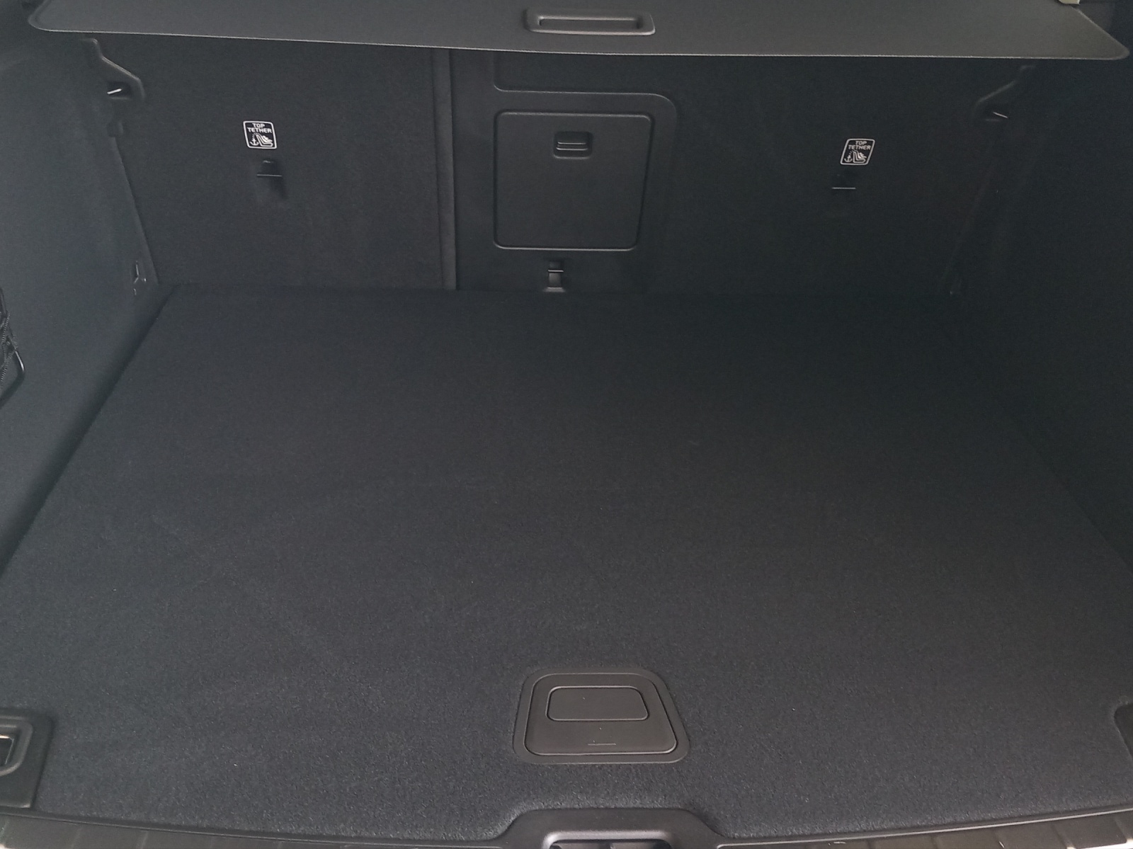 VOLVO XC60 2.0 T6 TE Ultra Dark eAWD-image-19