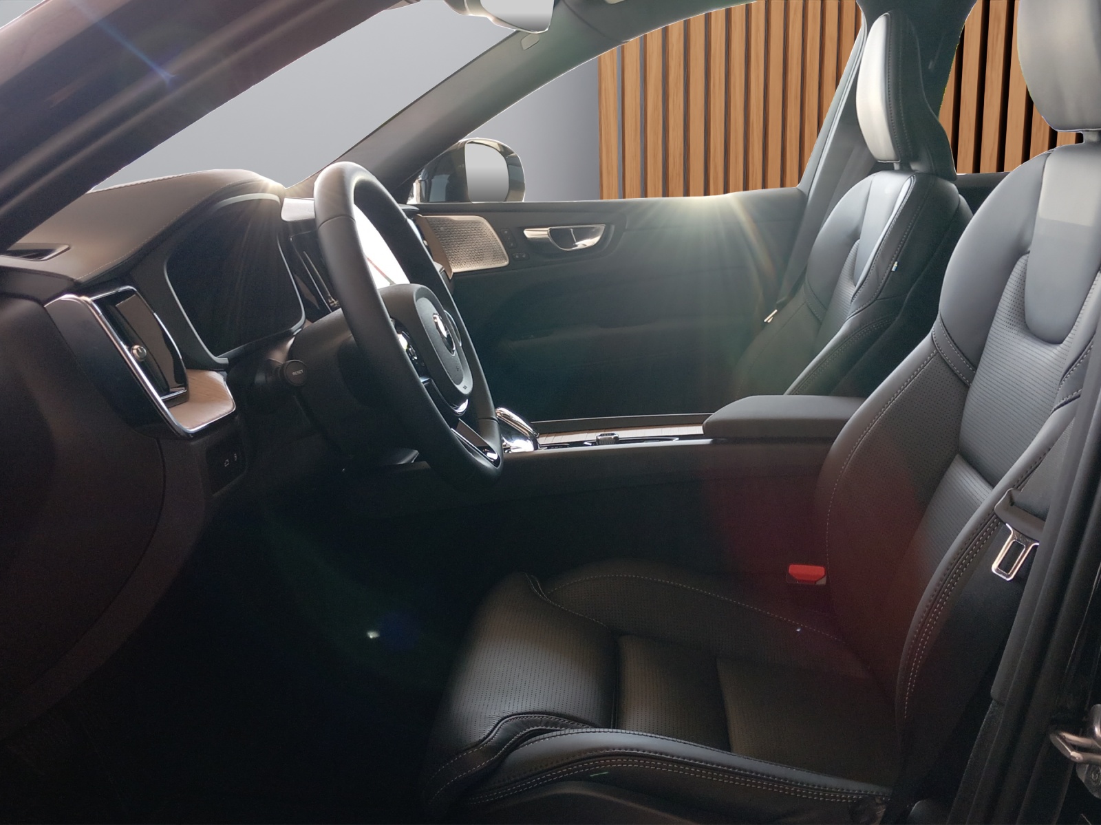 VOLVO XC60 2.0 T6 TE Ultra Dark eAWD-image-8