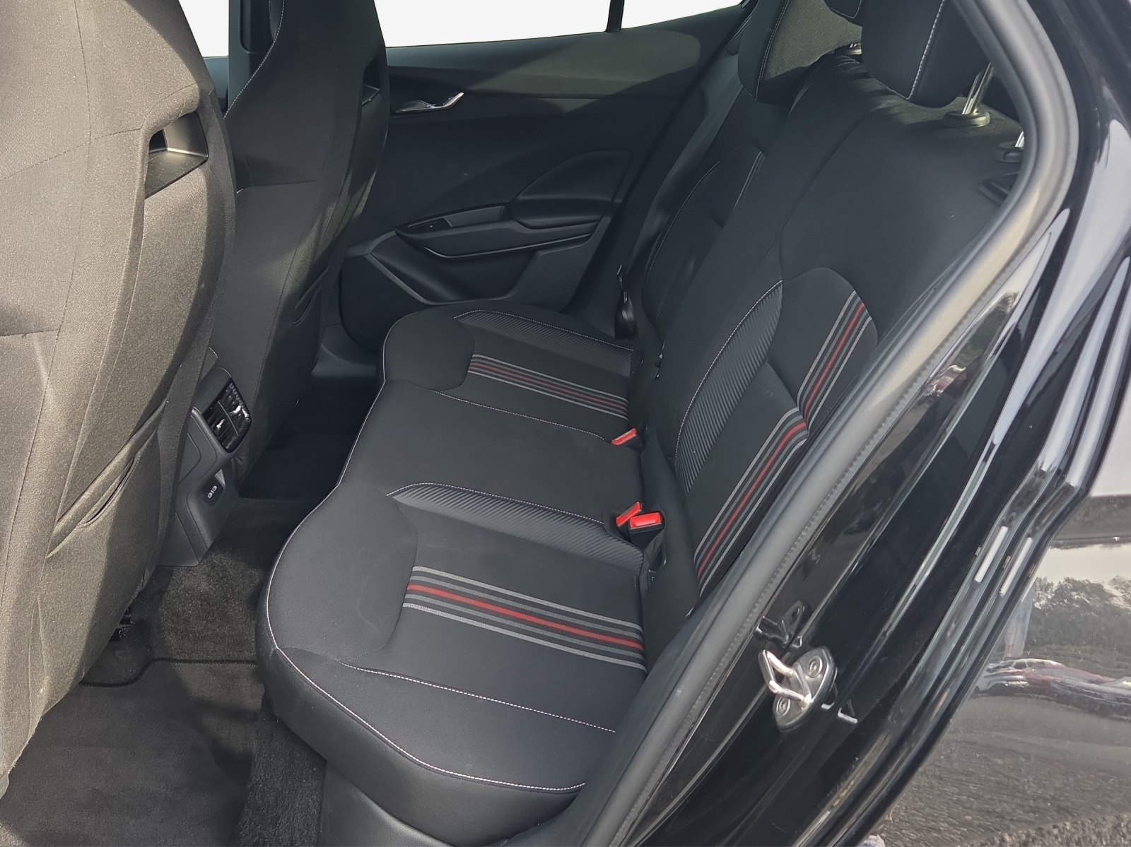 SKODA Fabia 1.0 TSI Monte Carlo DSG-image-11