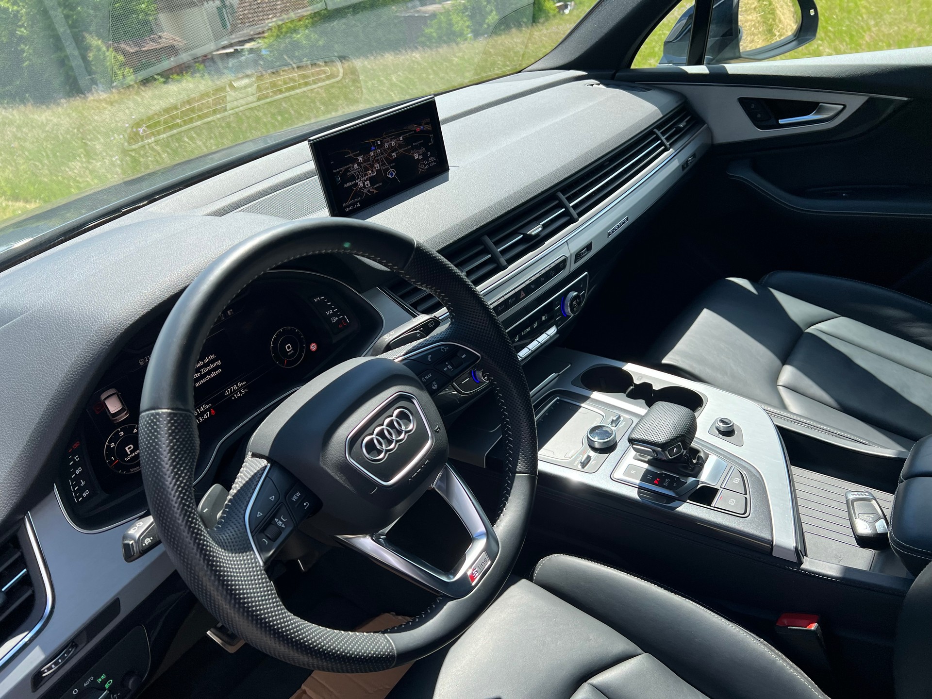 AUDI Q7 50 TDI ** 7 Plätzer **-tiptronic- S-line-image-17
