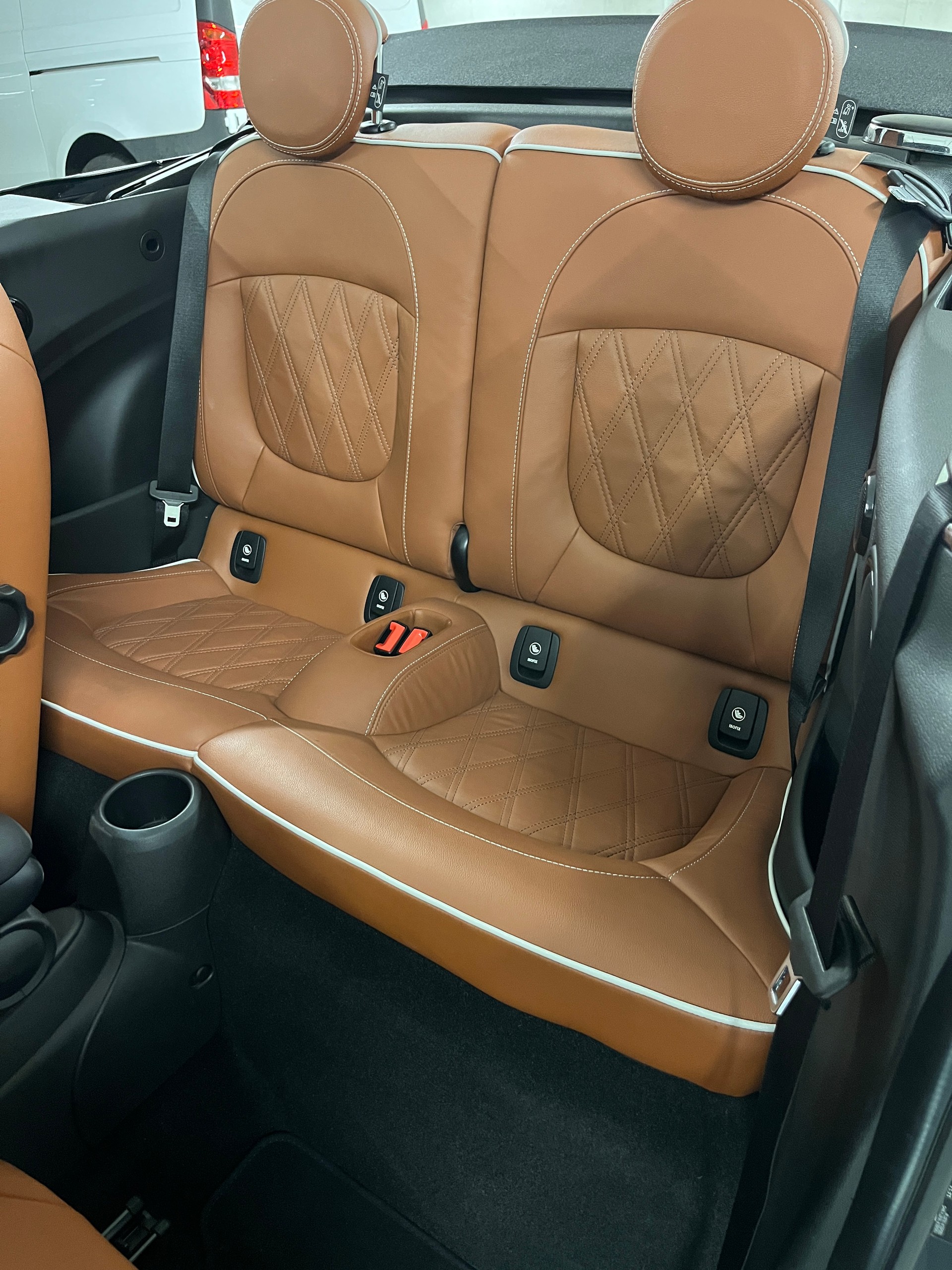 MINI Cooper S Cabriolet DKG-image-17