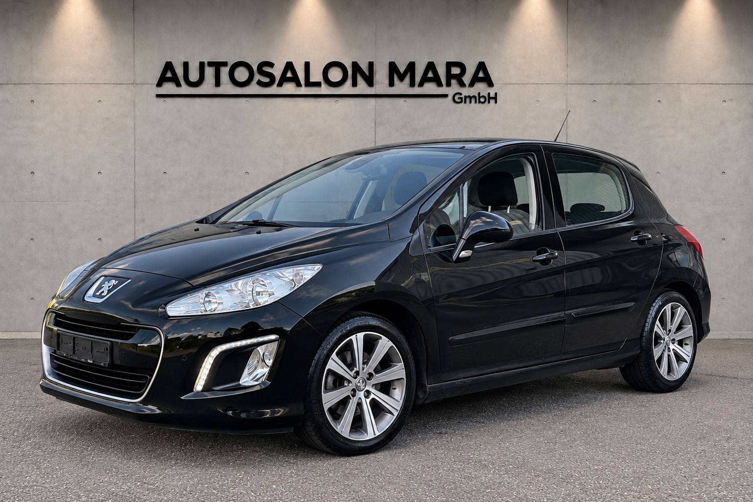 PEUGEOT 308 1.6 16V Turbo Swiss Edition