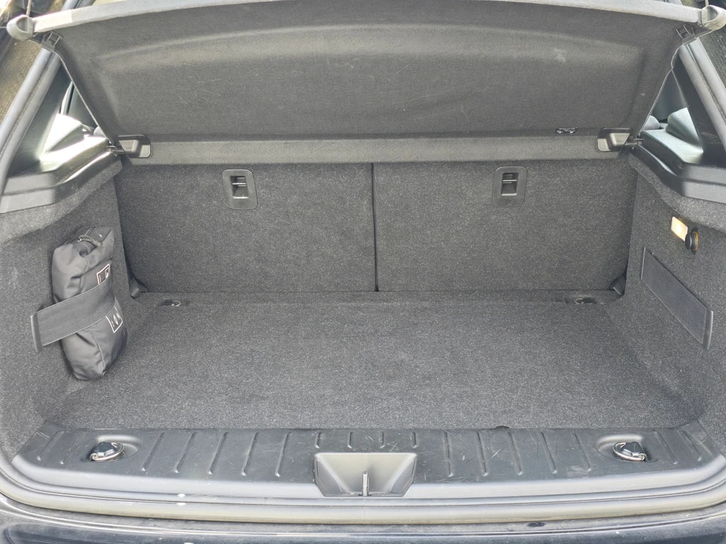 BMW i3 (94Ah)-image-9