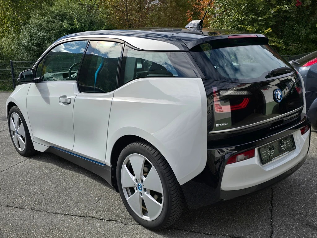 BMW i3 (94Ah)-image-5