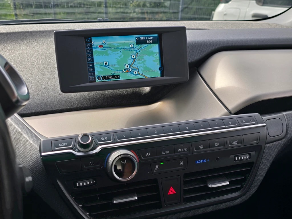 BMW i3 (94Ah)-image-13