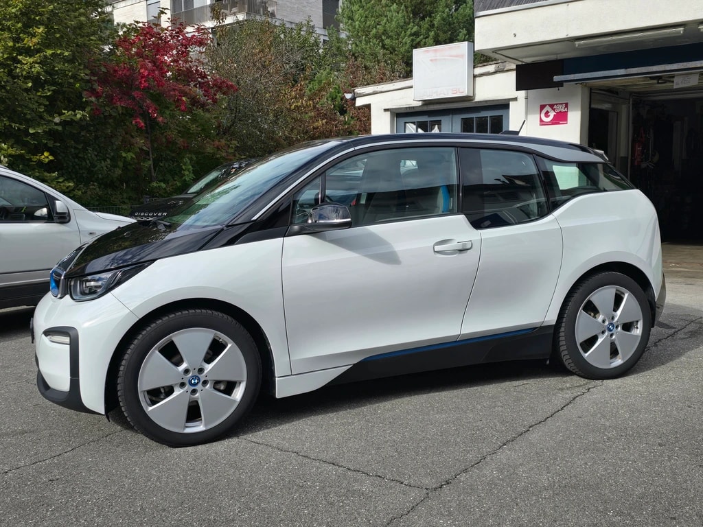BMW i3 (94Ah)-image-6