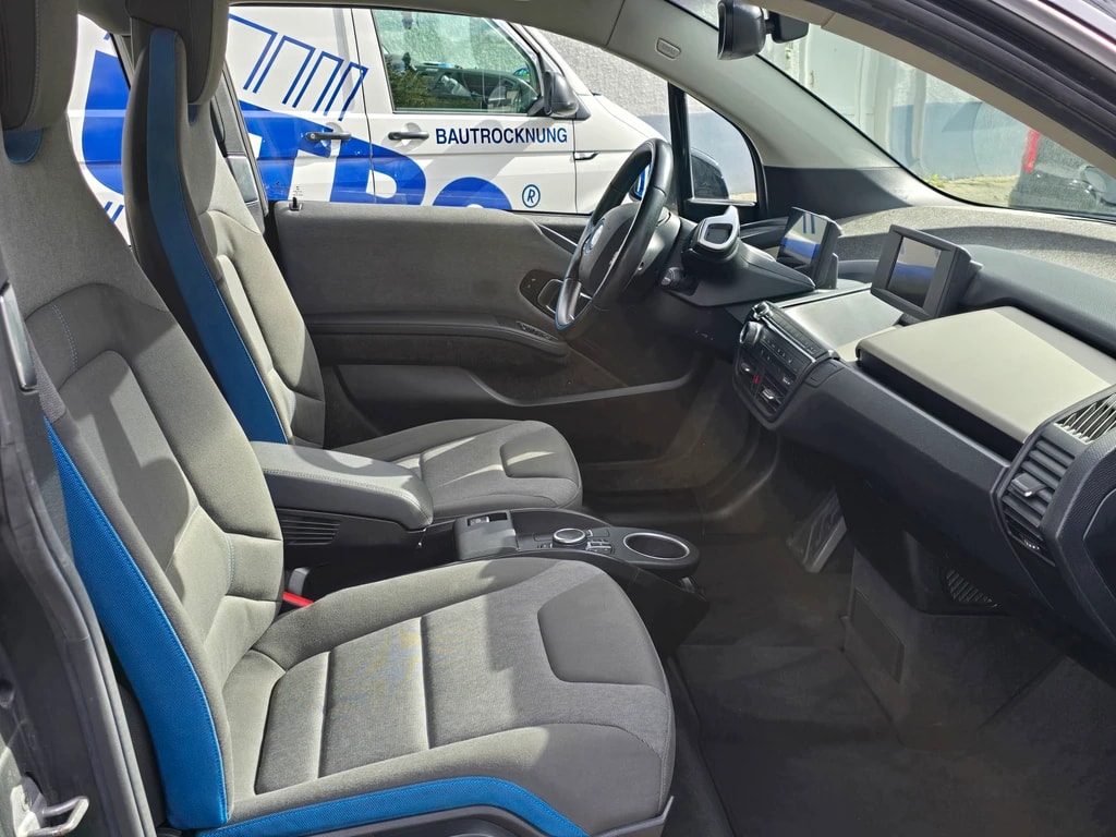 BMW i3 (94Ah)-image-10