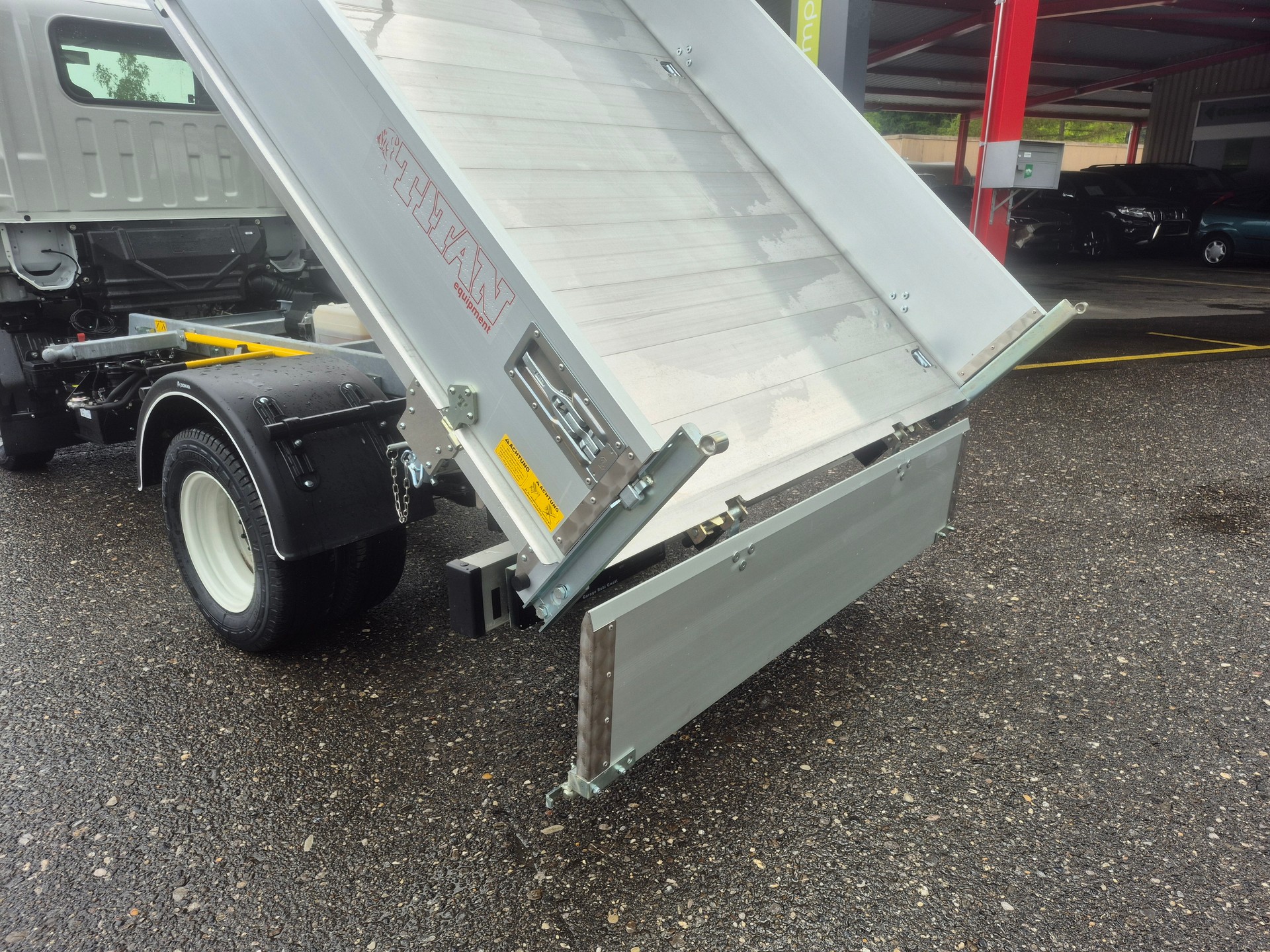 ISUZU M21 E DR 1.9 Ddi Kipper Generation 3-image-10