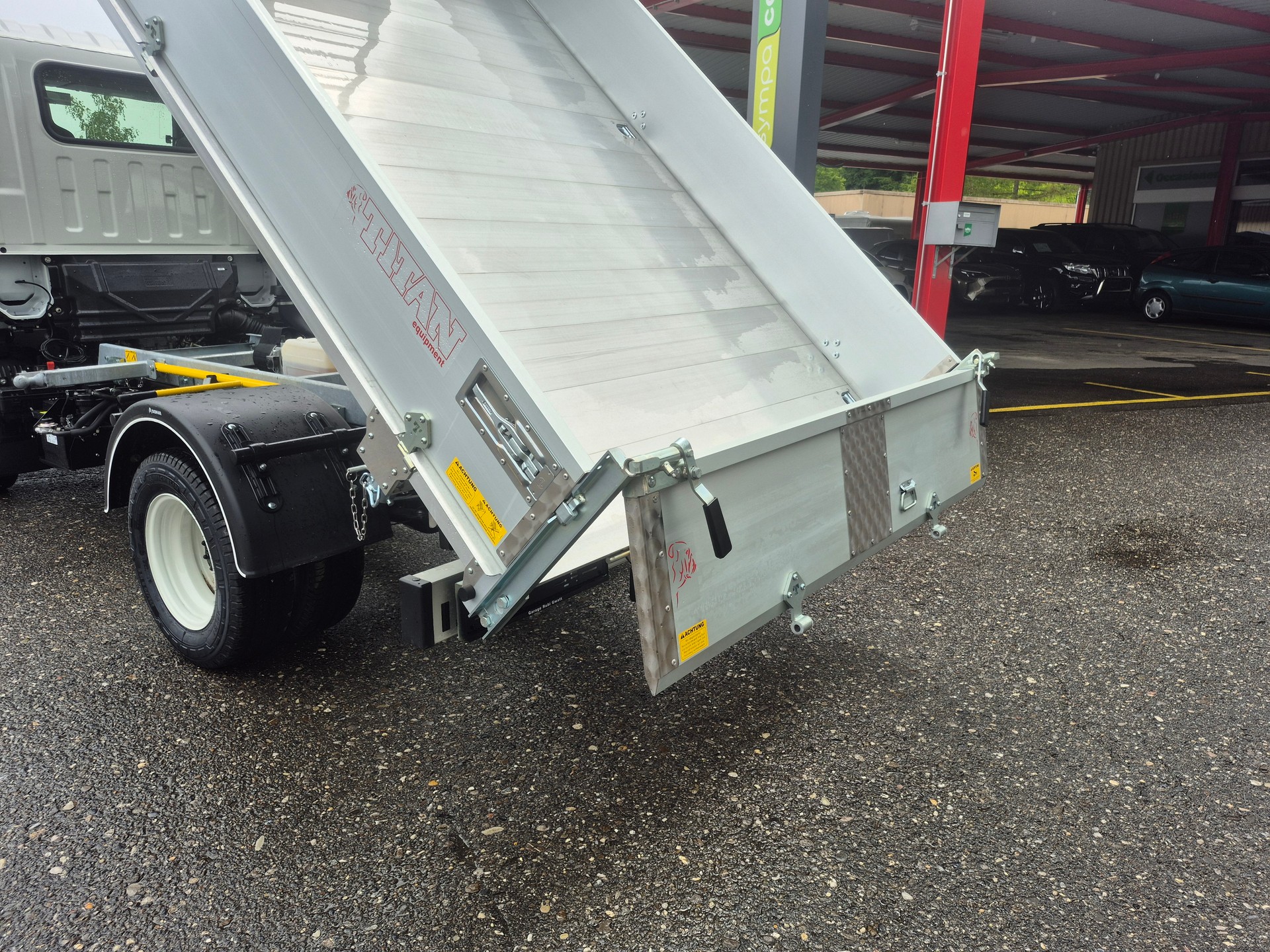 ISUZU M21 E DR 1.9 Ddi Kipper Generation 3-image-9