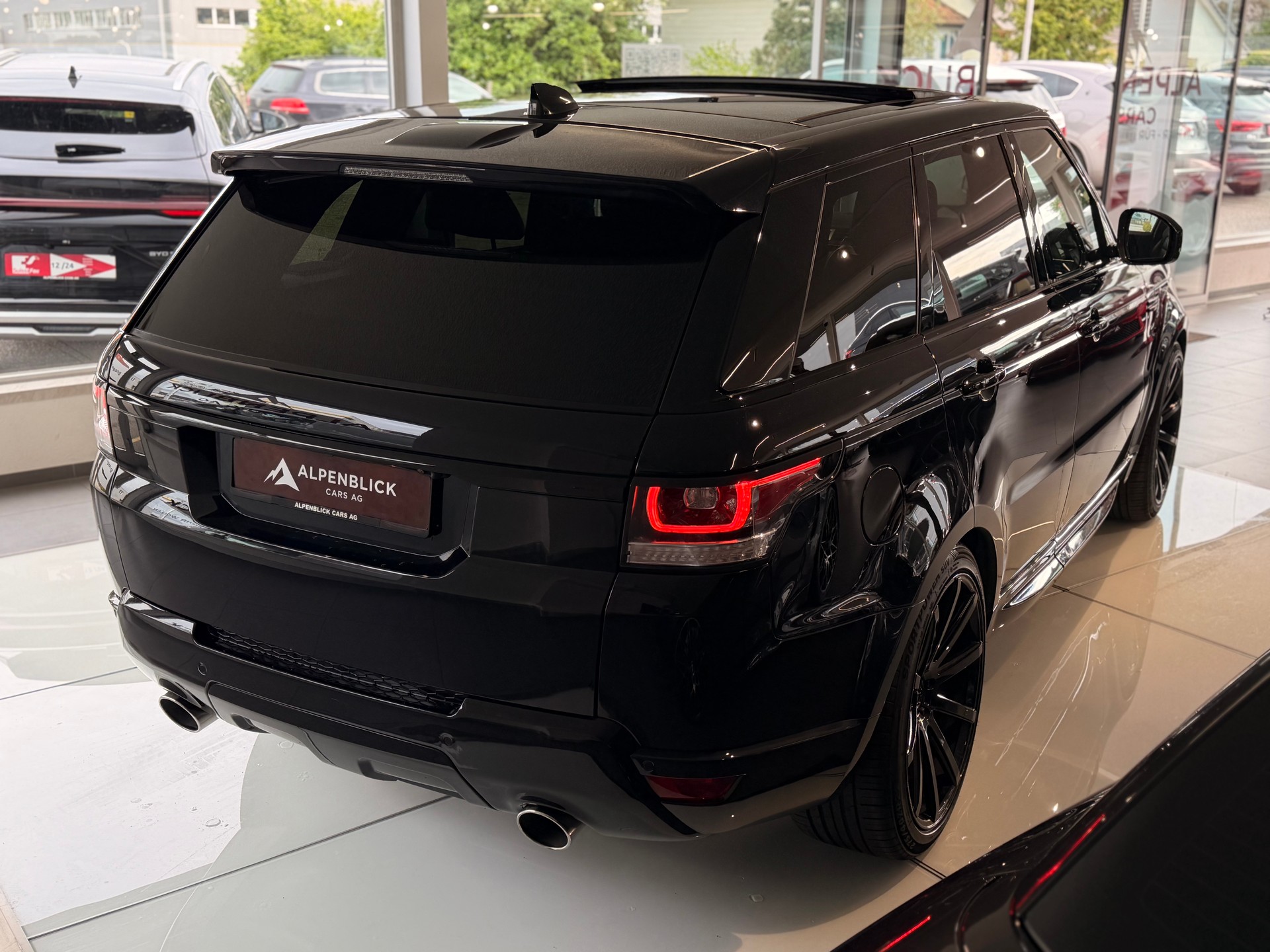 LAND ROVER Range Rover Sport 3.0 SDV6 HSE Automatic-image-5