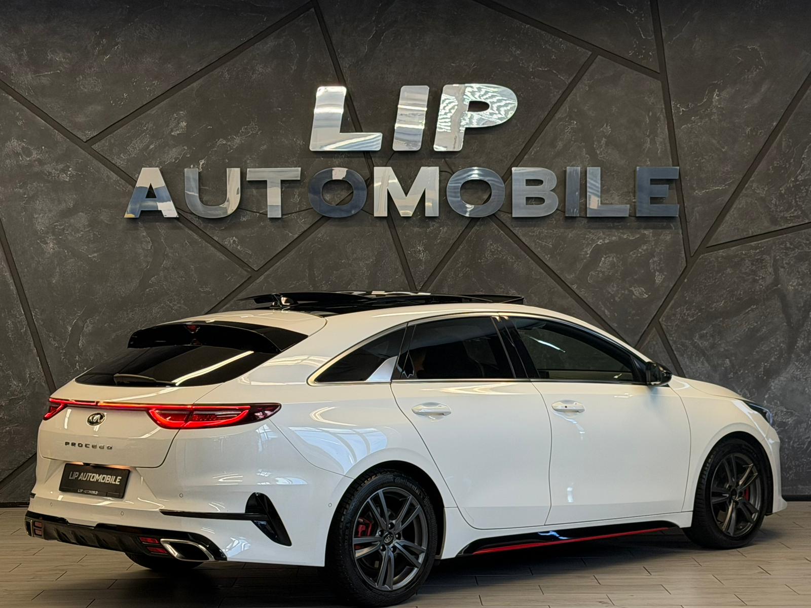 KIA ProCeed 1.6 T-GDi GT DCT-image-5