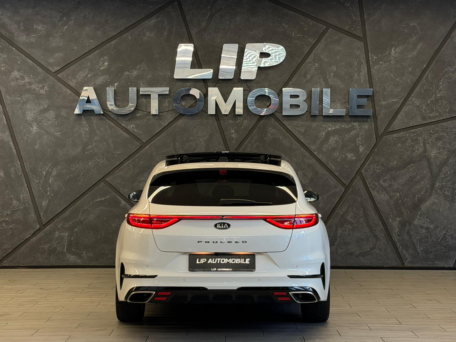 KIA ProCeed 1.6 T-GDi GT DCT-image-6