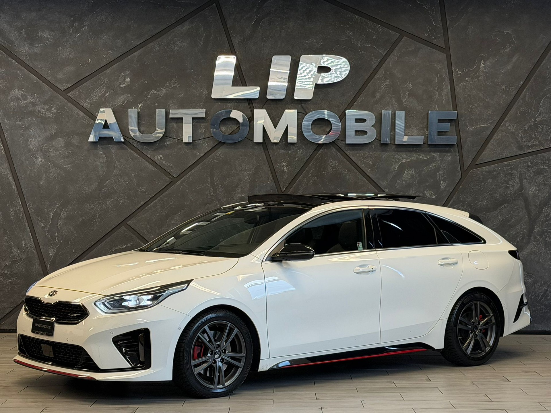 KIA ProCeed 1.6 T-GDi GT DCT-image-0
