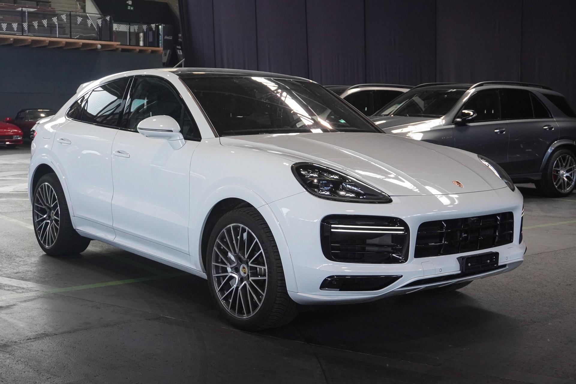 PORSCHE Cayenne Turbo Coupé-image-7
