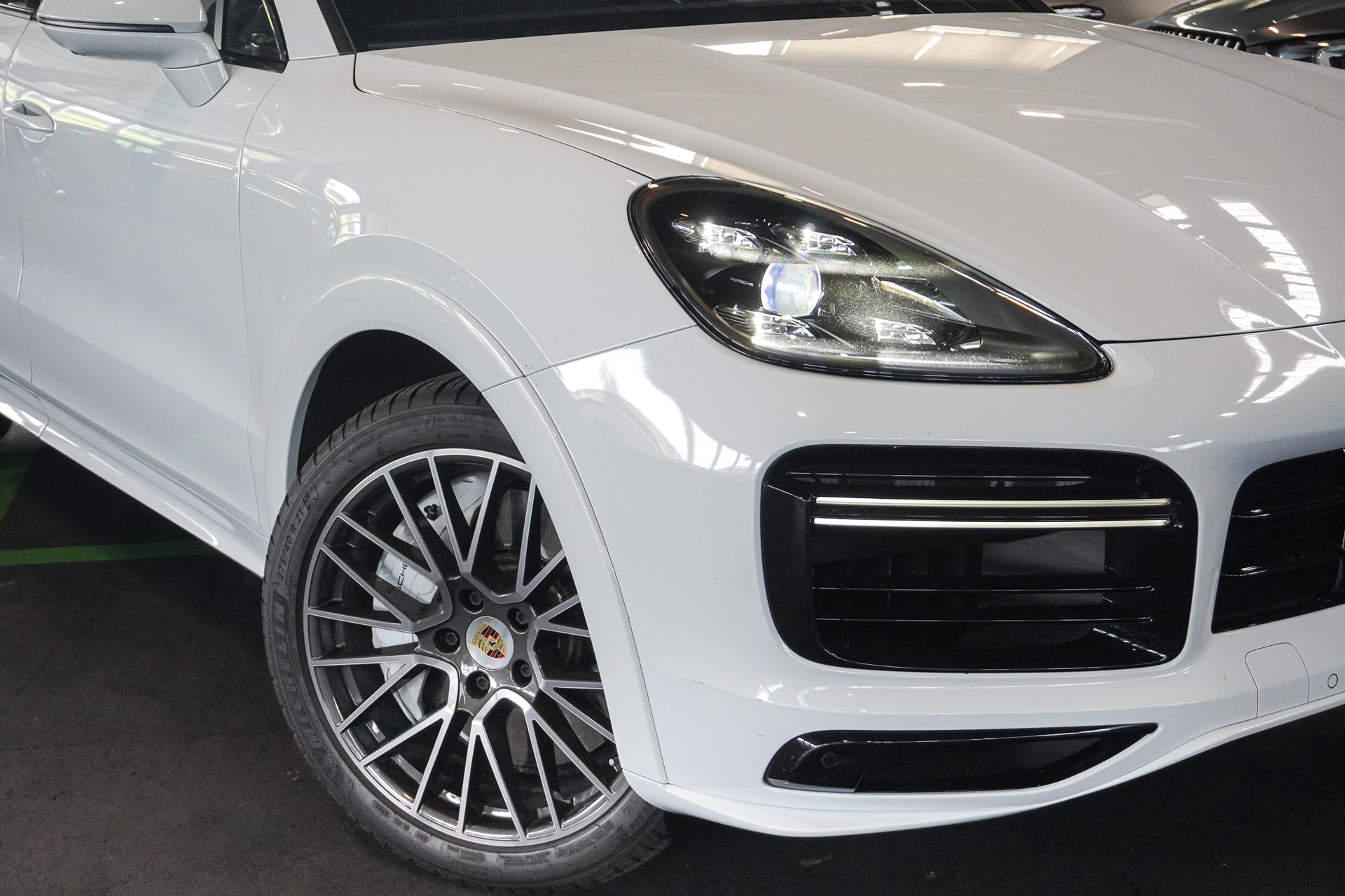 PORSCHE Cayenne Turbo Coupé-image-10