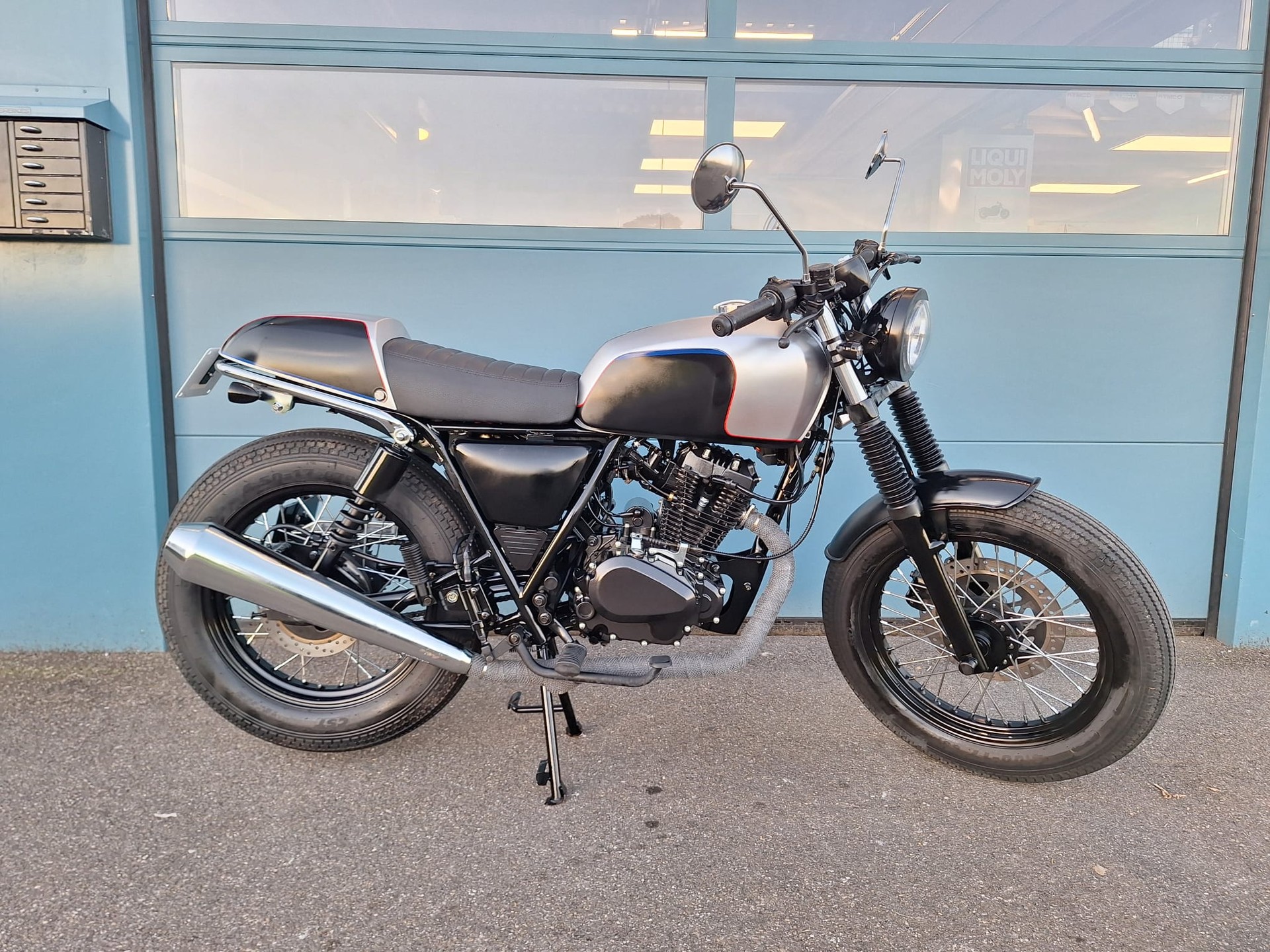 BRIXTON 125 Cafe Racer