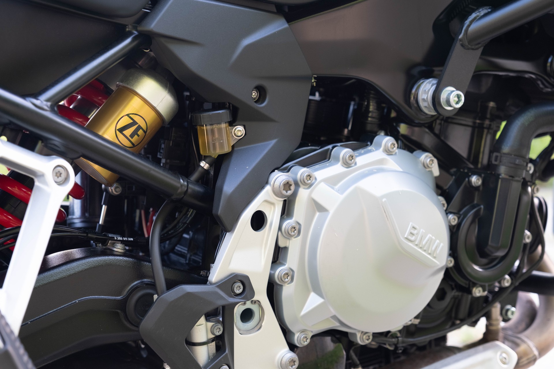 BMW F 750 GS Swiss Edition-image-12