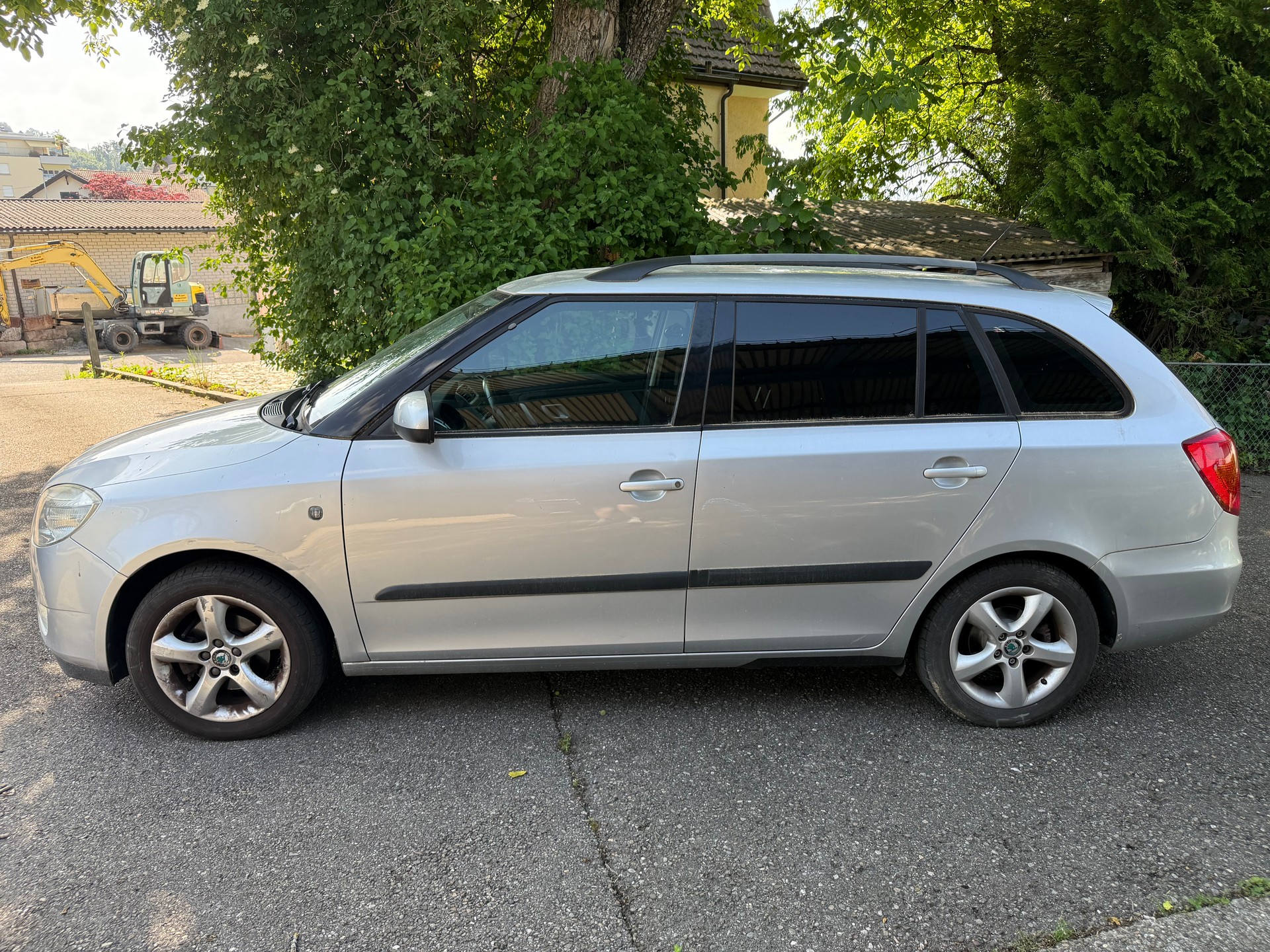 SKODA Fabia 1.4 TDI GreenLine-image-2