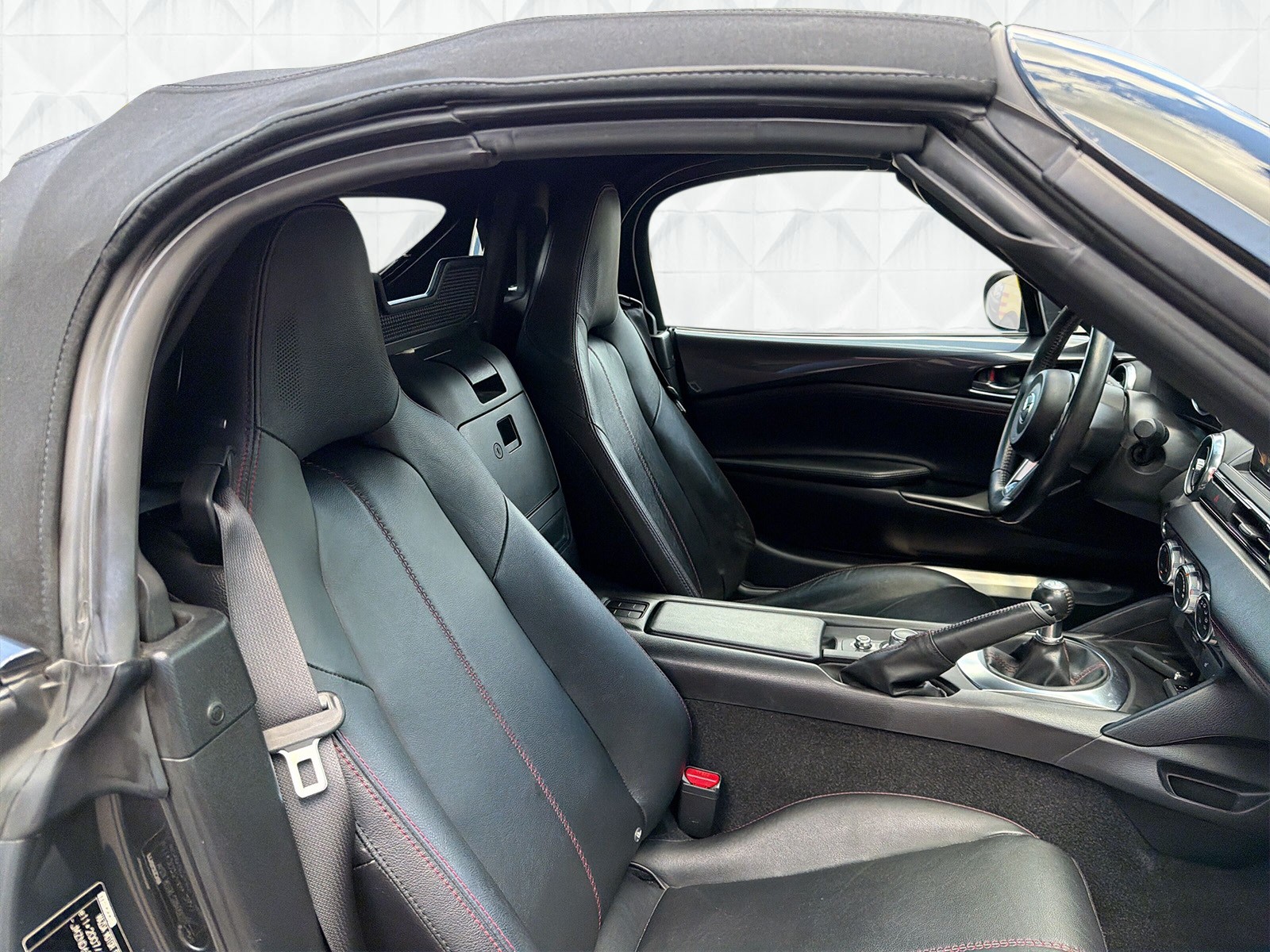 MAZDA MX-5 SKYACTIV-G 160 Revolution-image-10