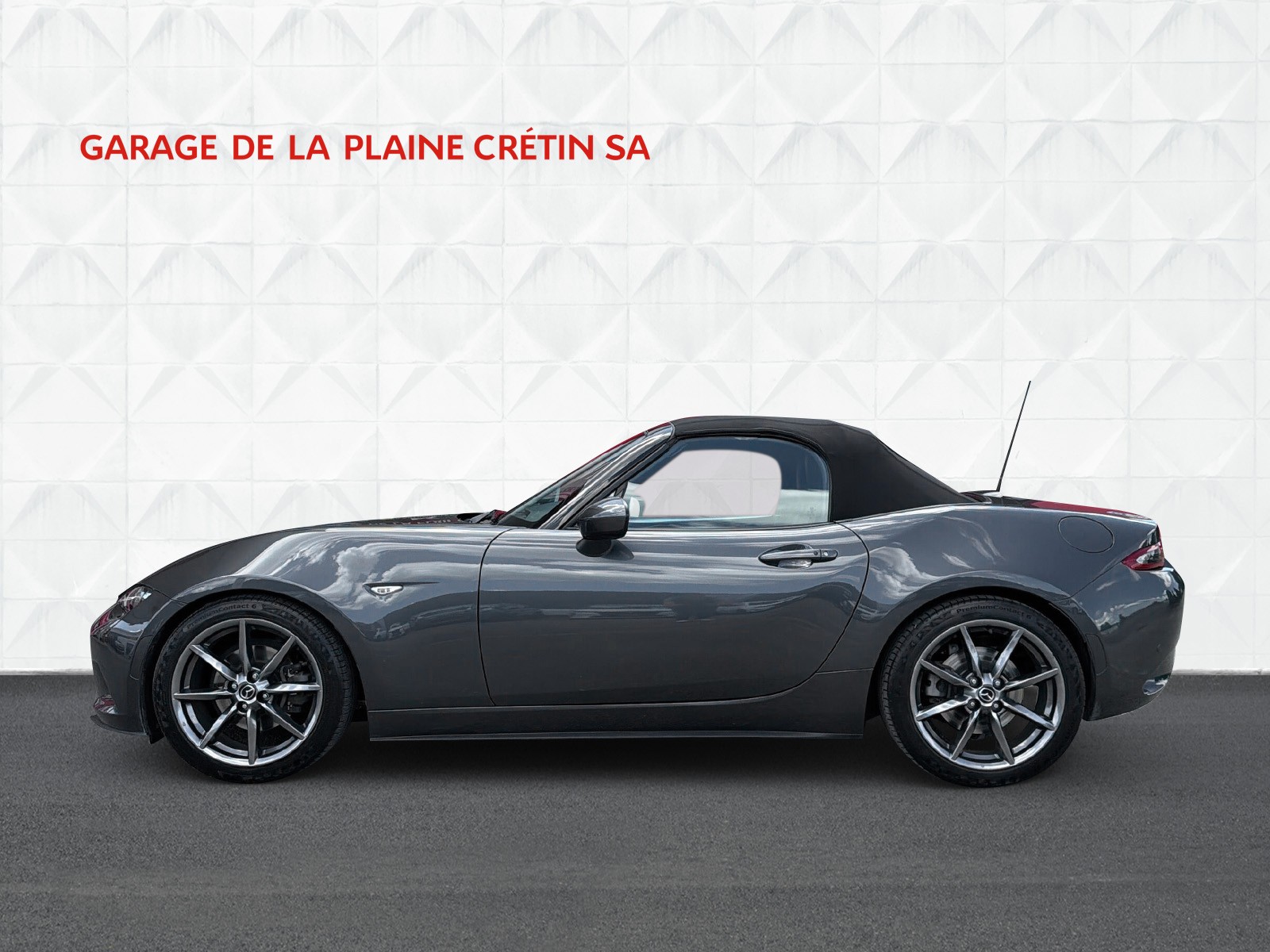 MAZDA MX-5 SKYACTIV-G 160 Revolution-showroom-element-1
