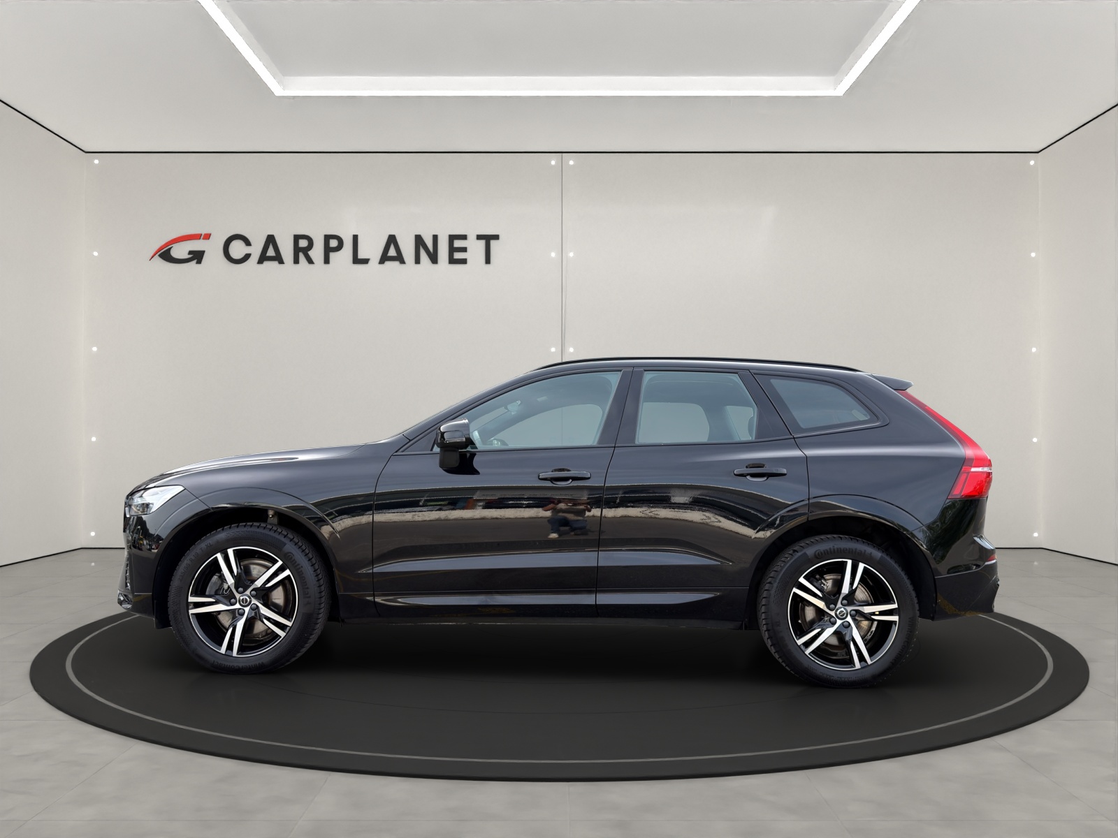 VOLVO XC60 2.0 B5 MH R-Design AWD-image-2