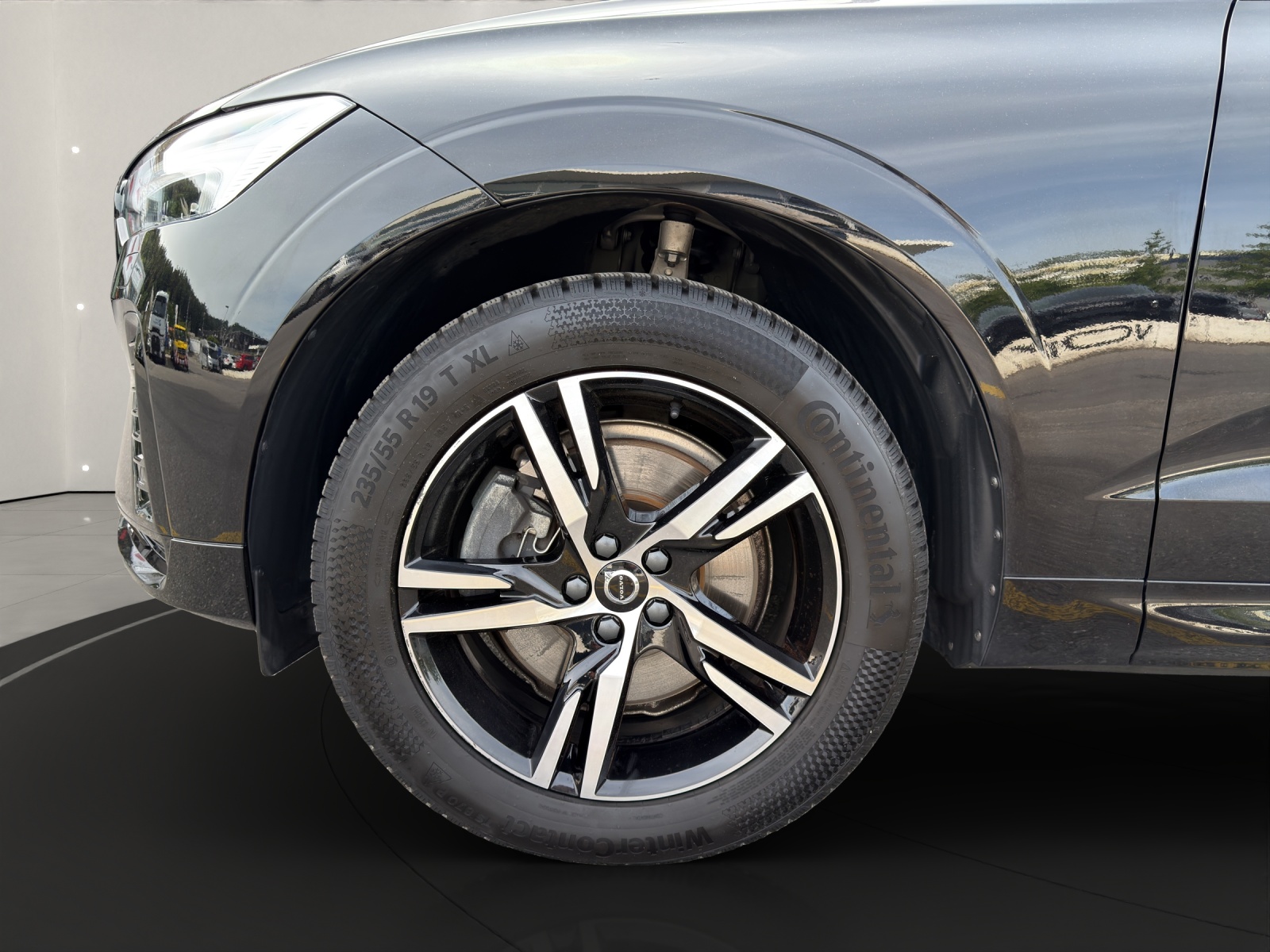 VOLVO XC60 2.0 B5 MH R-Design AWD-image-6