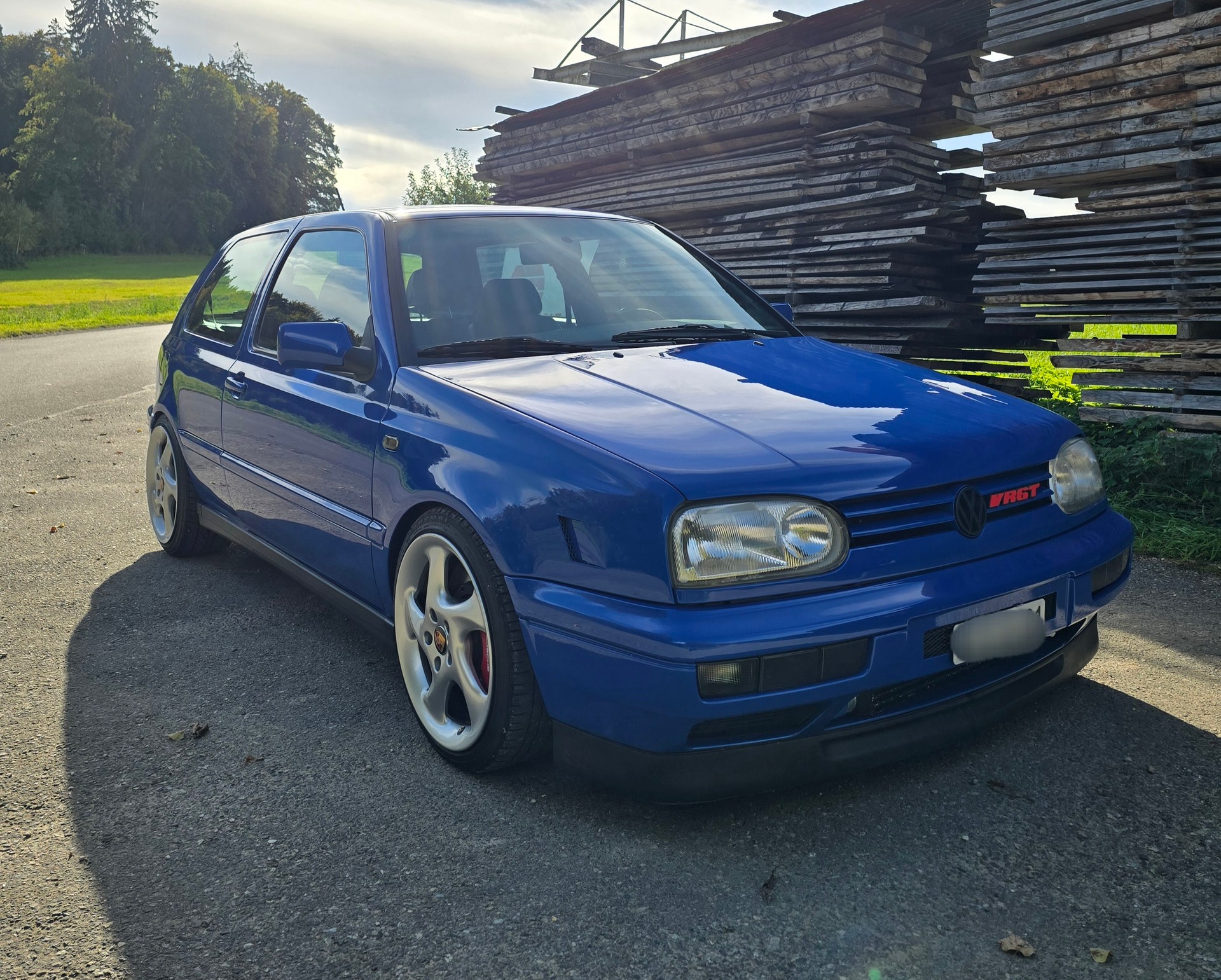 VW Golf 2800 VR6 Turbo Colour Concept-image-0