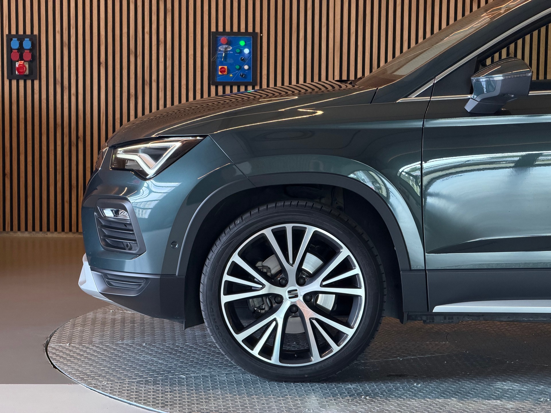 SEAT Ateca 2.0 TSI Xperience 4Drive DSG-image-13