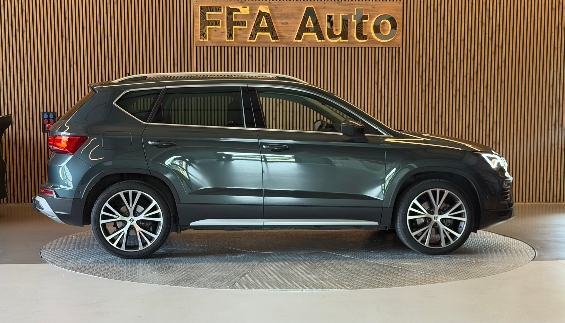 SEAT Ateca 2.0 TSI Xperience 4Drive DSG-image-5